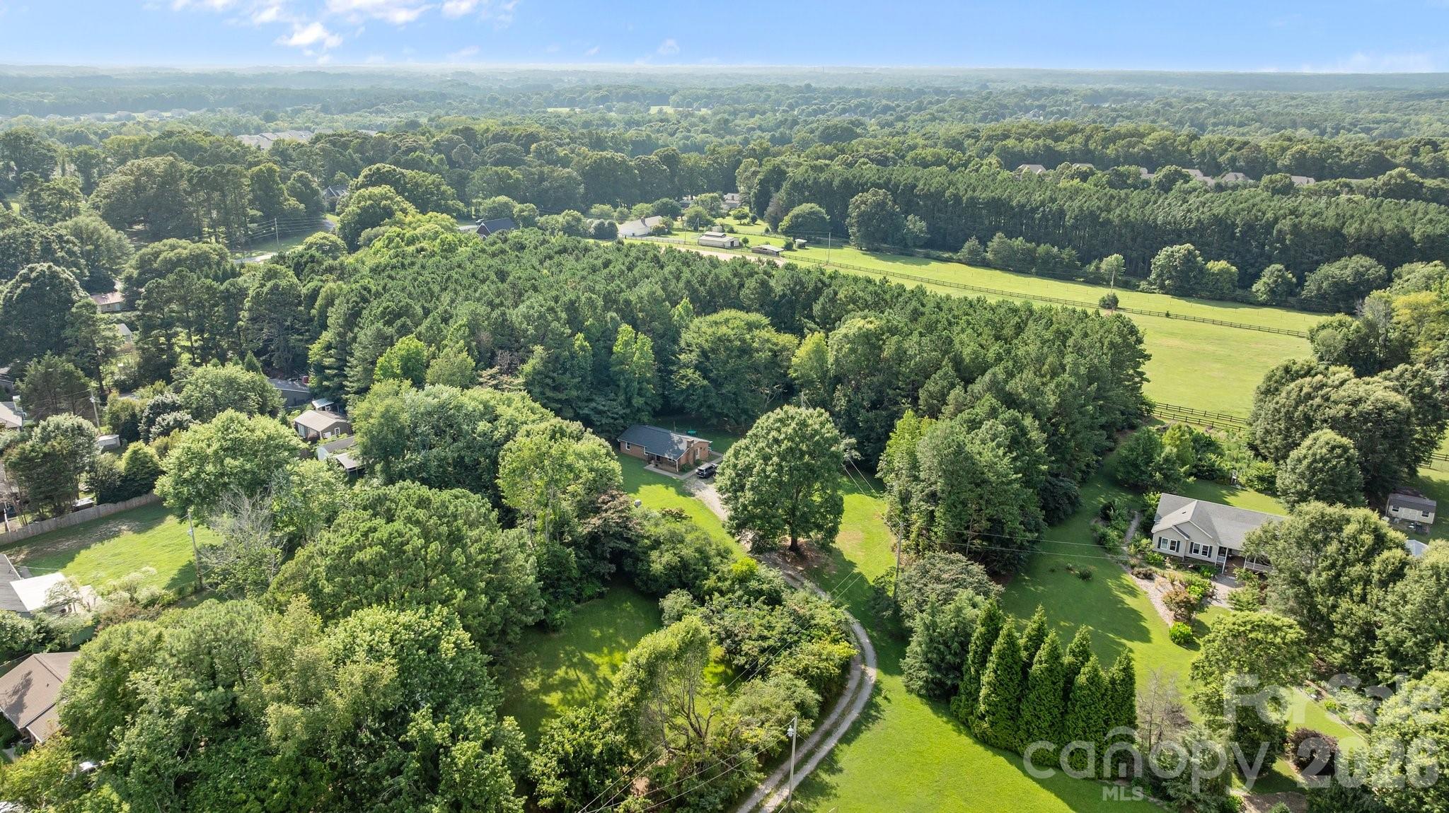 1108 Willoughby Road — Monroe