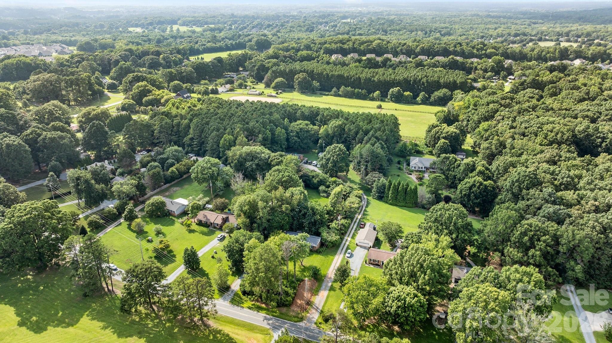 1108 Willoughby Road — Monroe