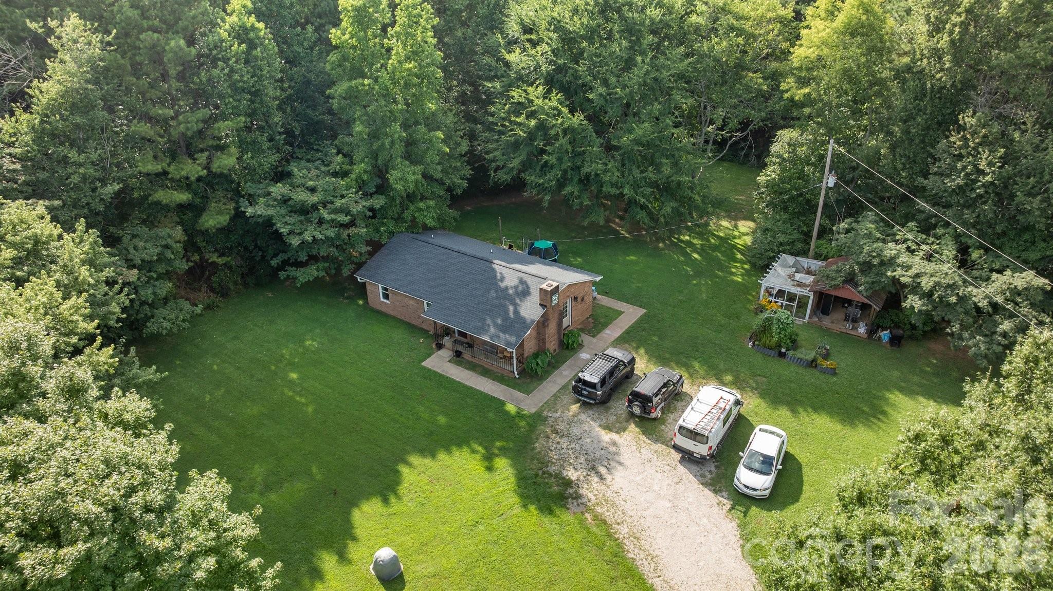 1108 Willoughby Road — Monroe