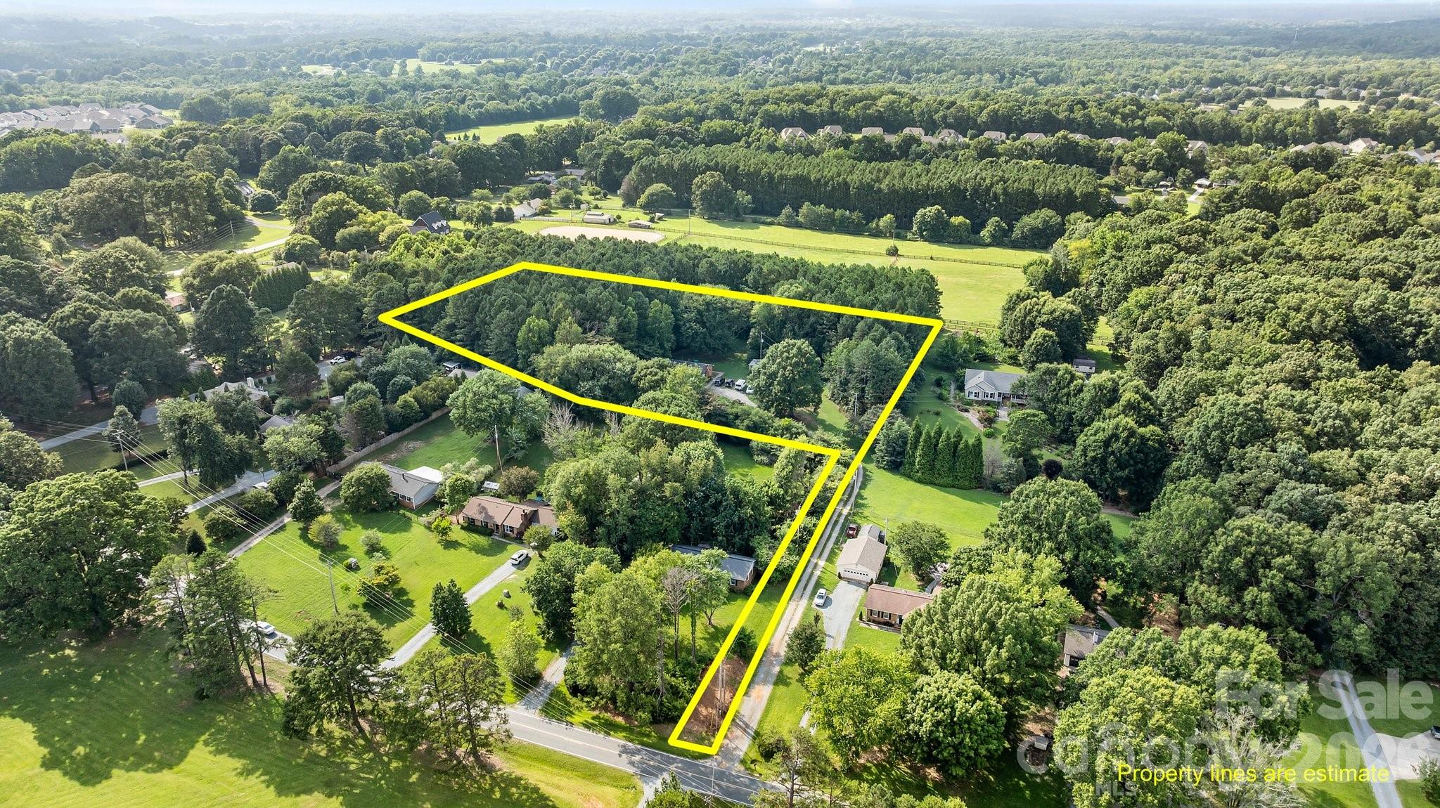 1108 Willoughby Road — Monroe
