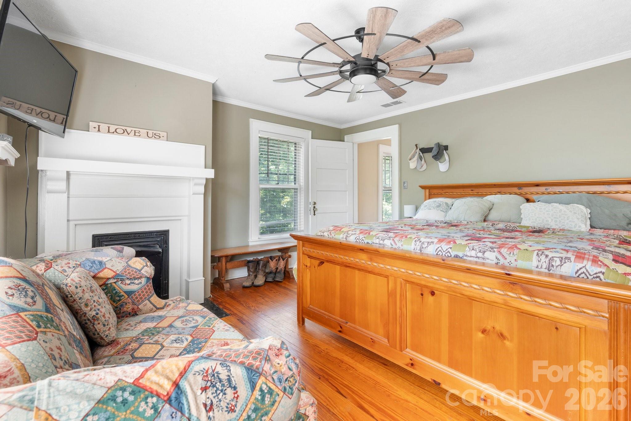 313 E Main Street — Morganton
