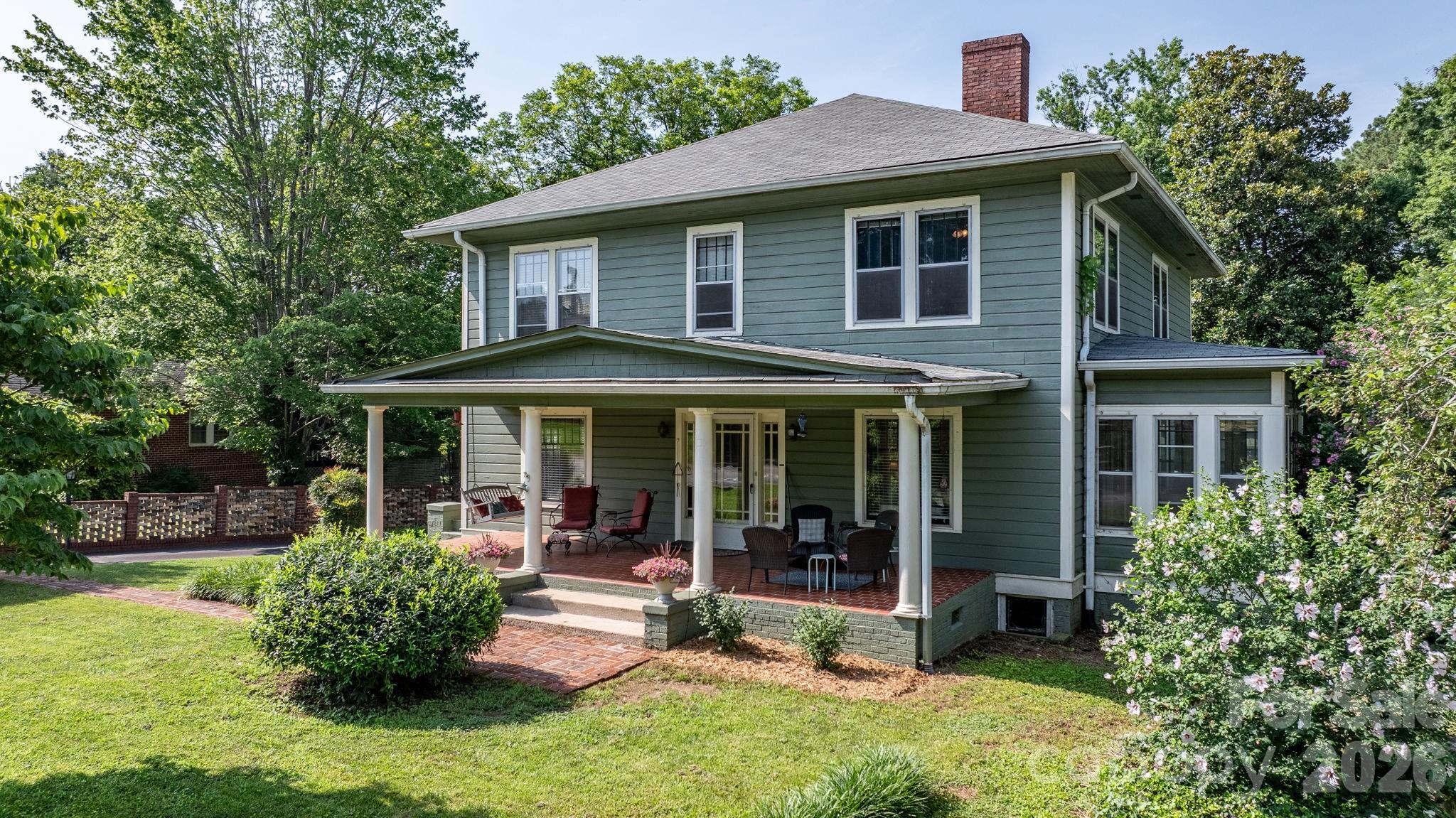 313 E Main Street — Morganton