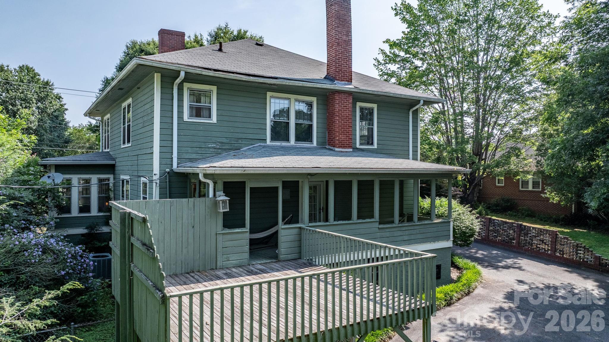 313 E Main Street — Morganton