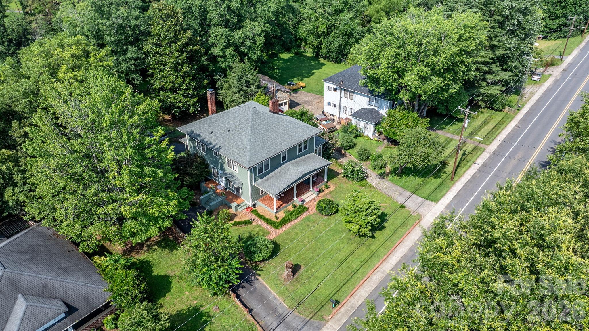 313 E Main Street — Morganton