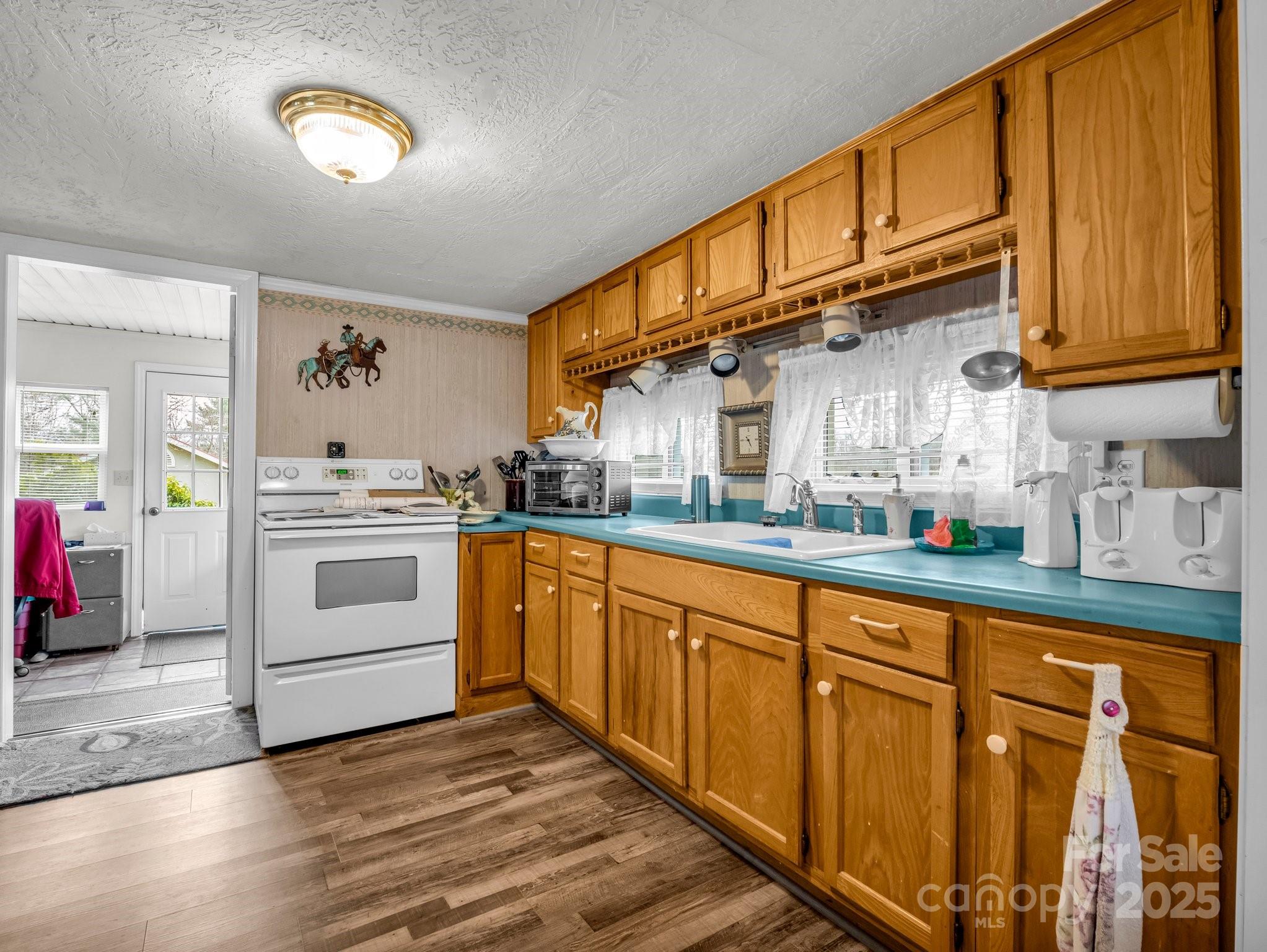 55 Settlers Trail — Mars Hill