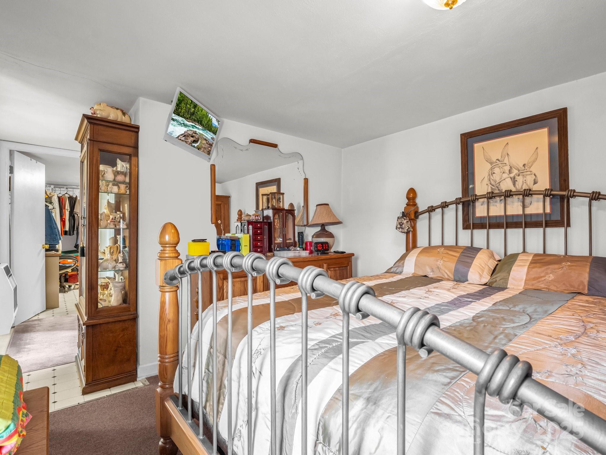 55 Settlers Trail — Mars Hill