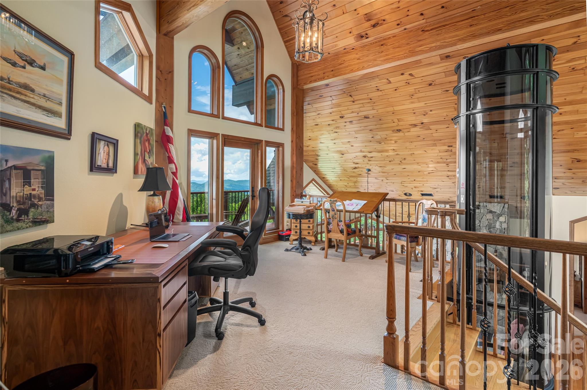 2280 Mountain Air Drive — Burnsville