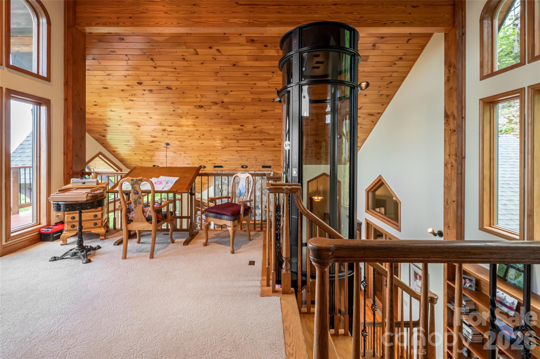 2280 Mountain Air Drive — Burnsville