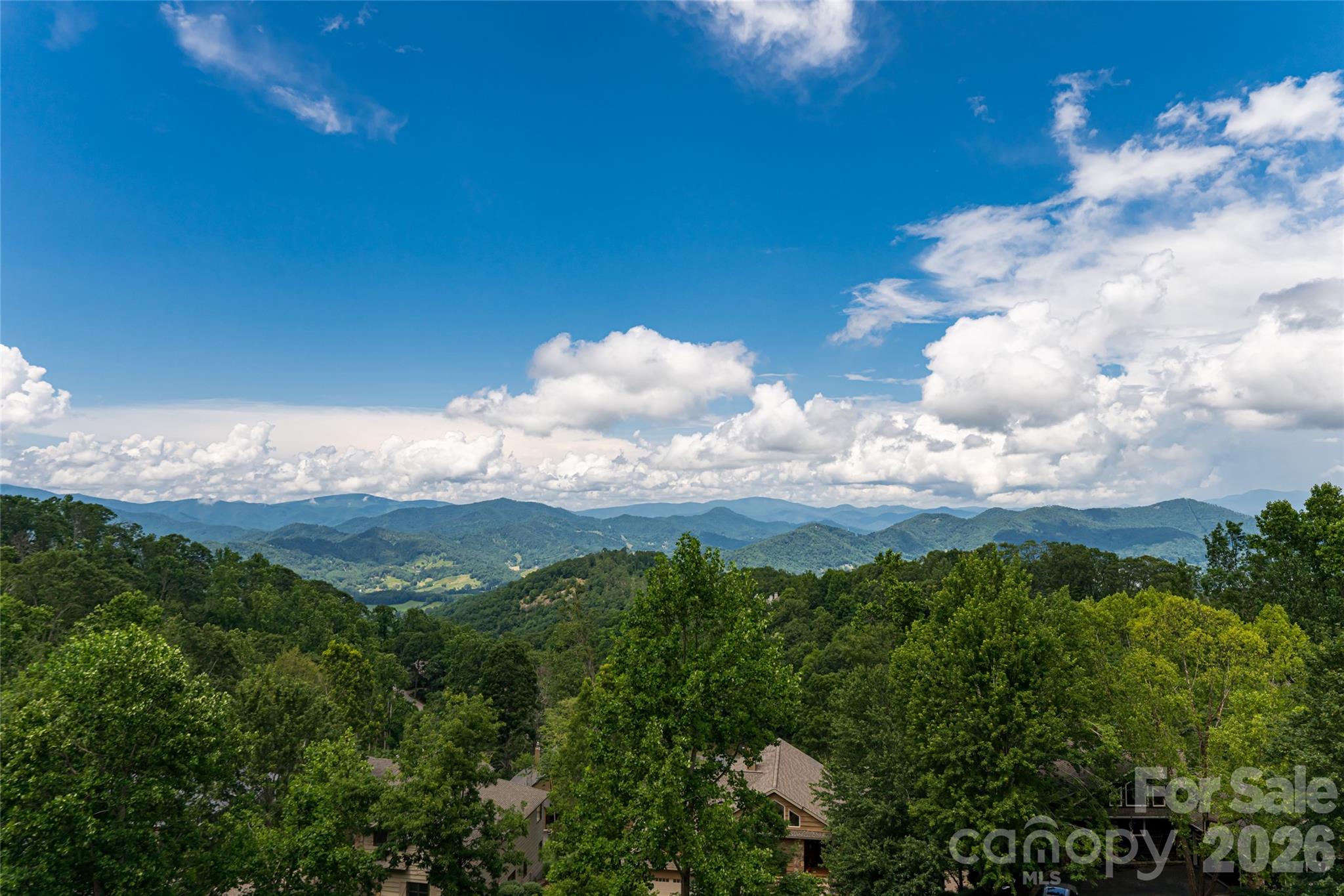 2280 Mountain Air Drive — Burnsville