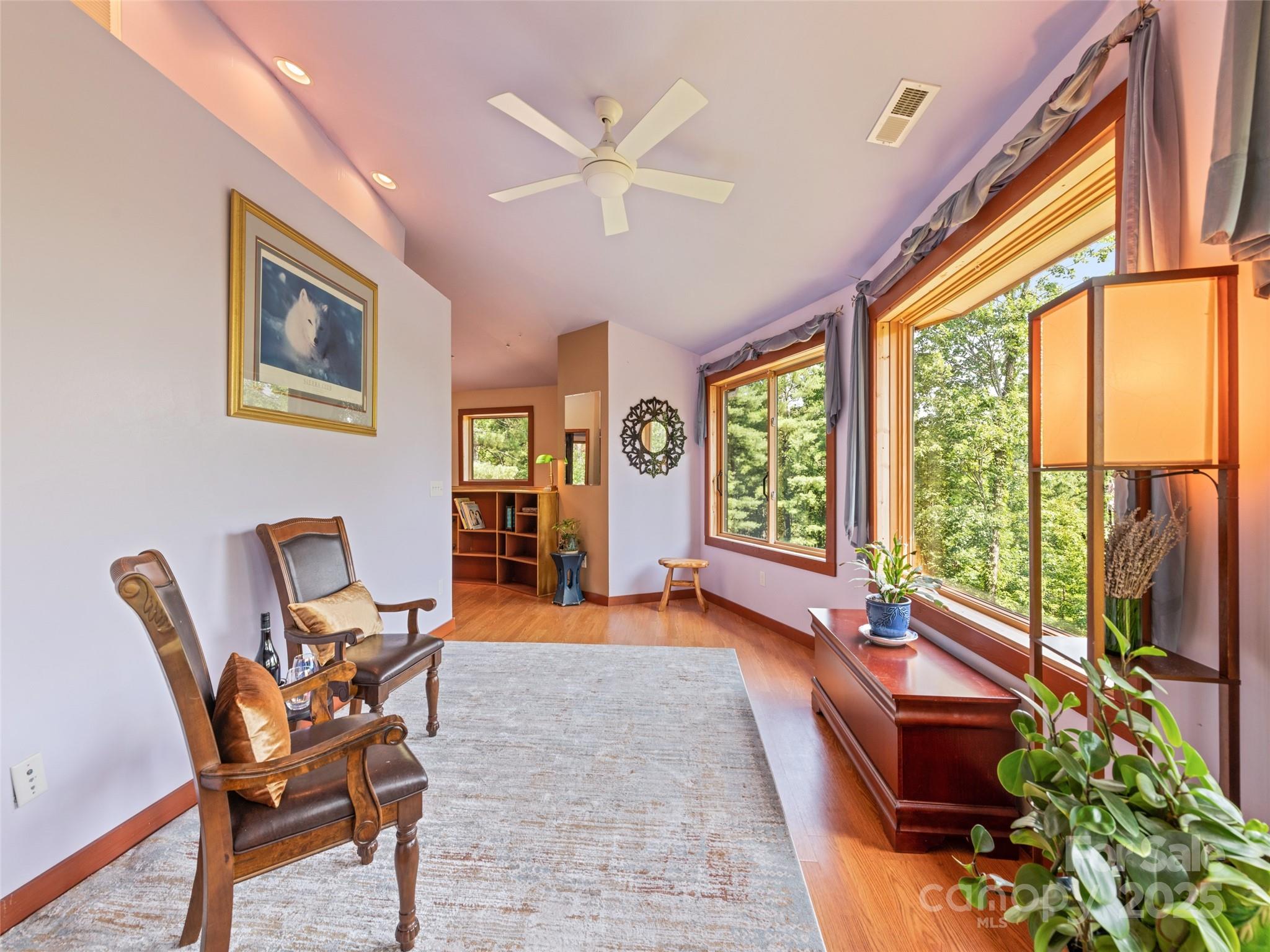 2675 Holbert Cove Road — Saluda