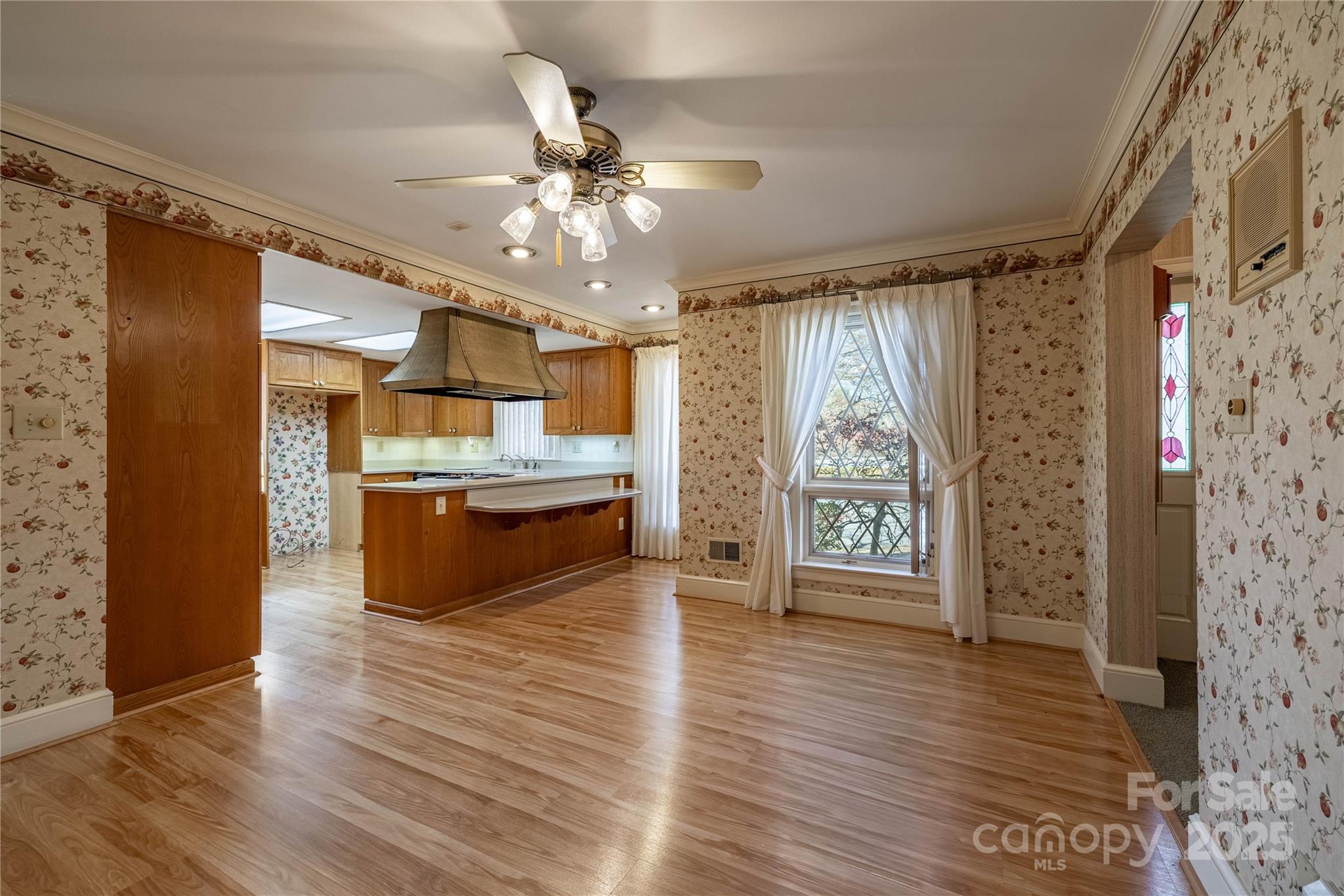 2505 Morganton Boulevard SW — Lenoir