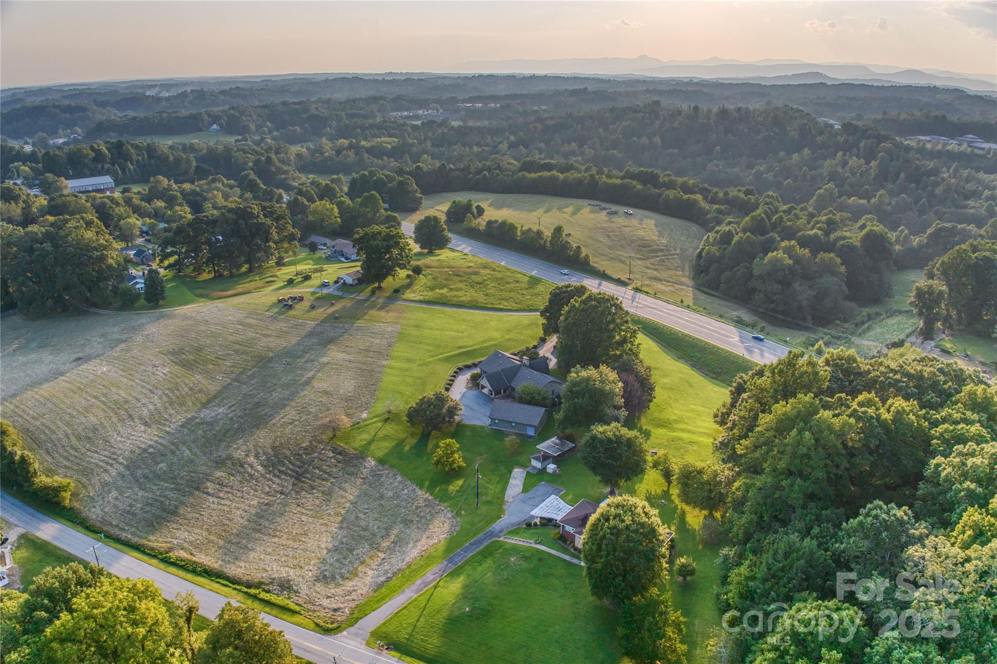 2505 Morganton Boulevard SW — Lenoir