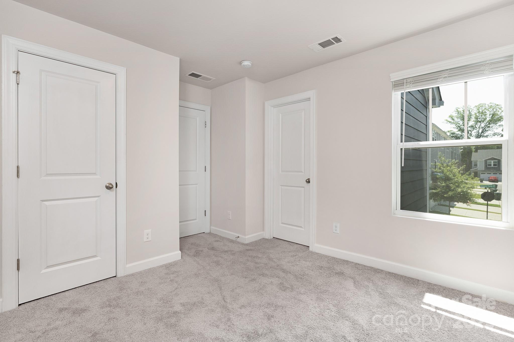 3506 Auburn Curb Road — Charlotte