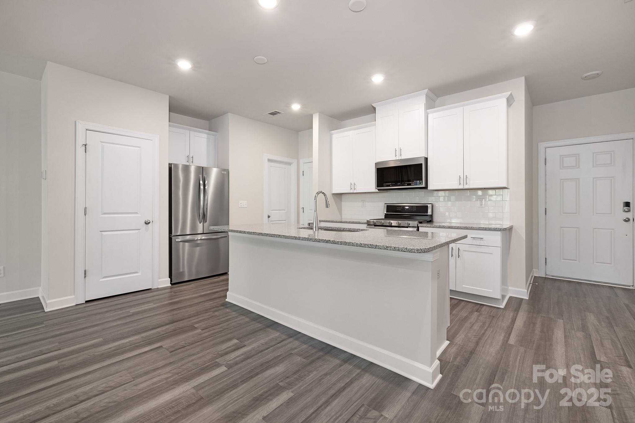 3506 Auburn Curb Road — Charlotte
