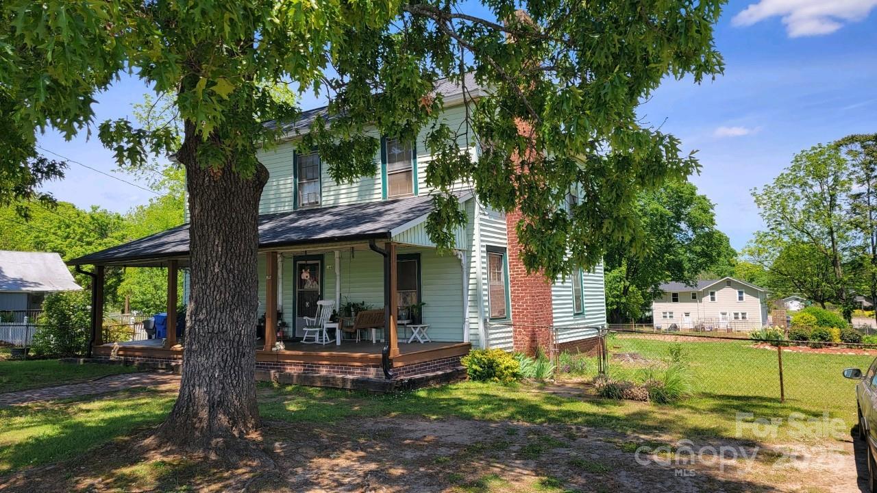 164 N Eastway Drive — Troutman