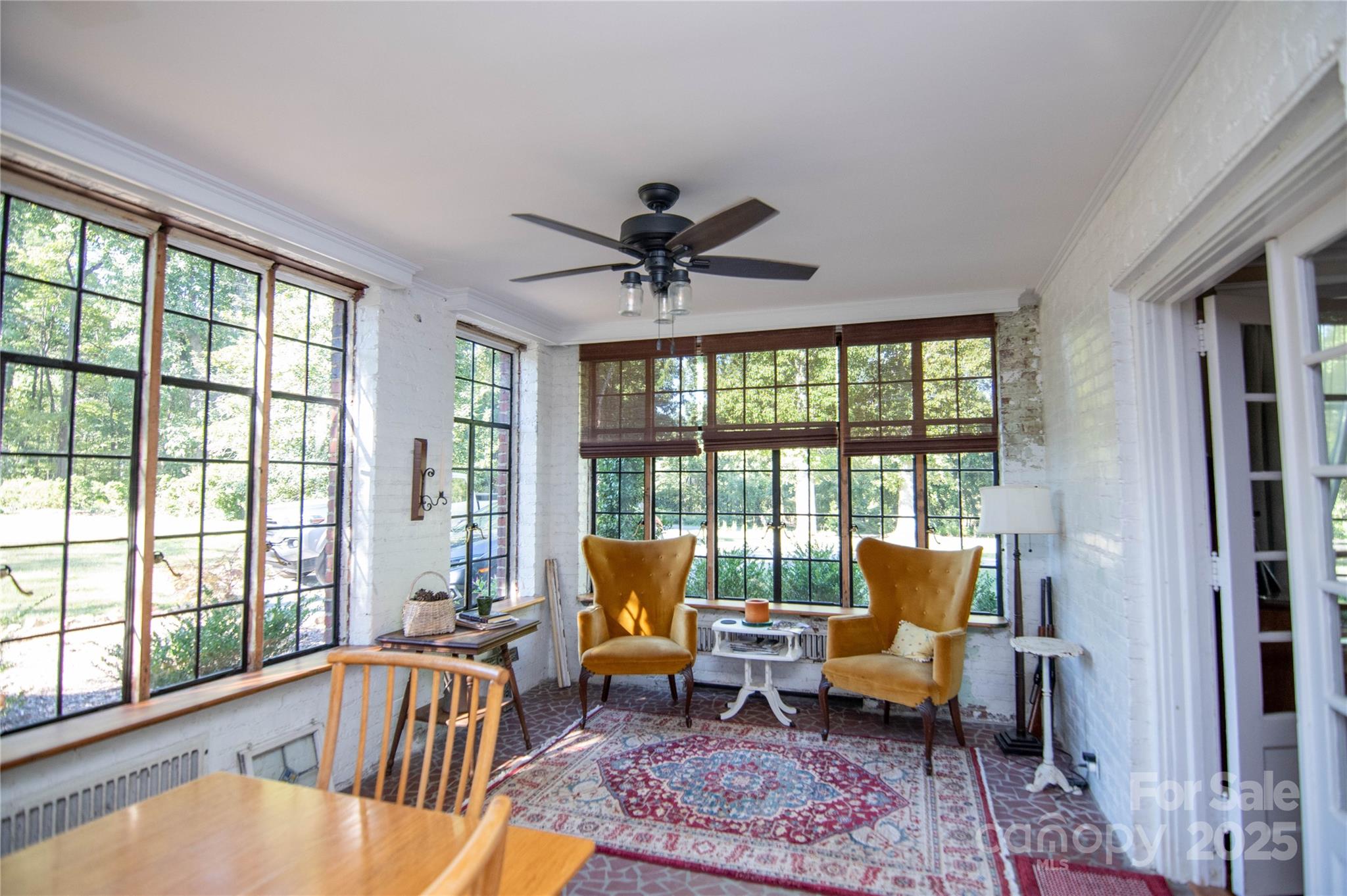 1220 N Piedmont Avenue — Kings Mountain