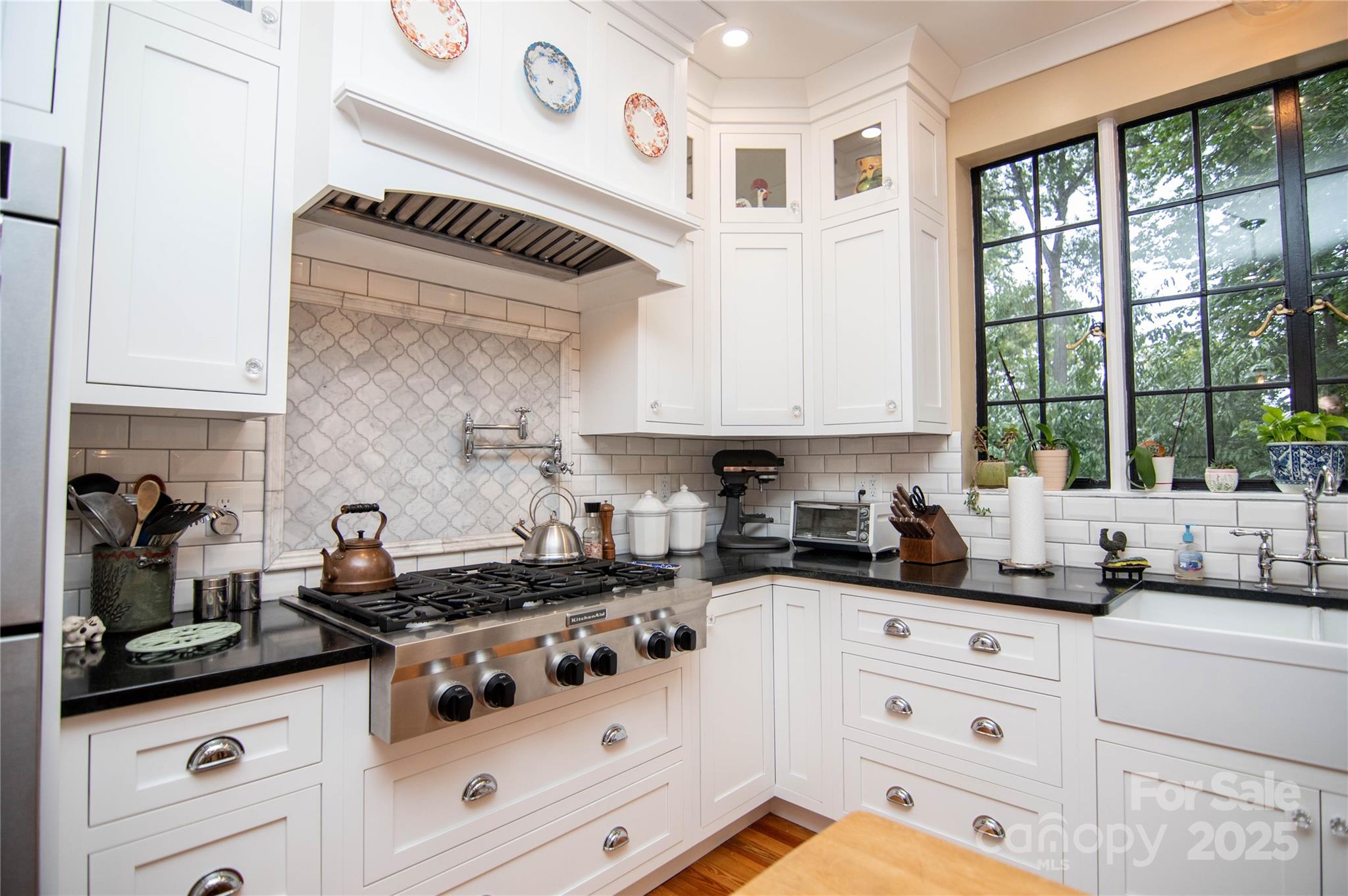 1220 N Piedmont Avenue — Kings Mountain