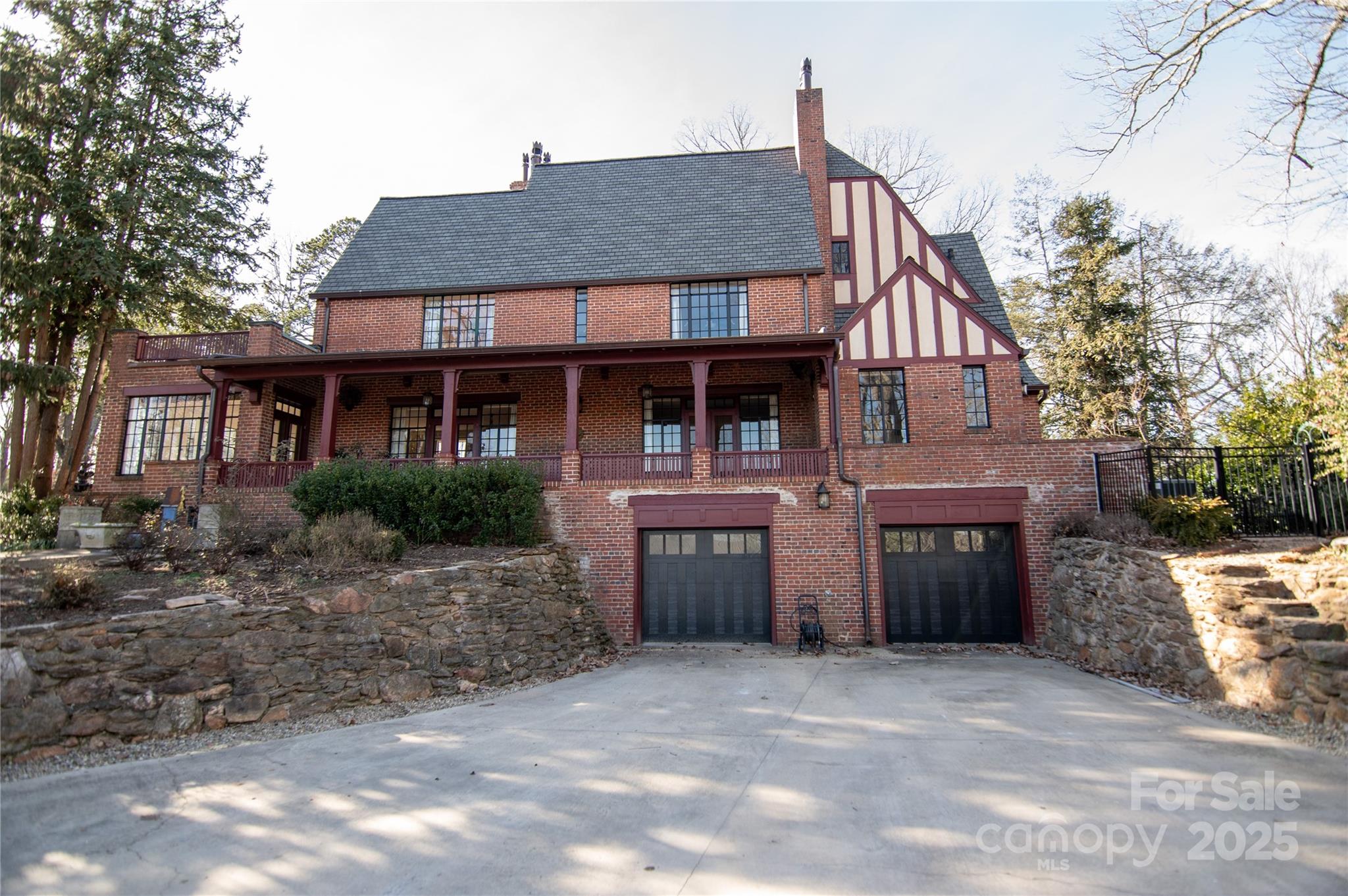 1220 N Piedmont Avenue — Kings Mountain