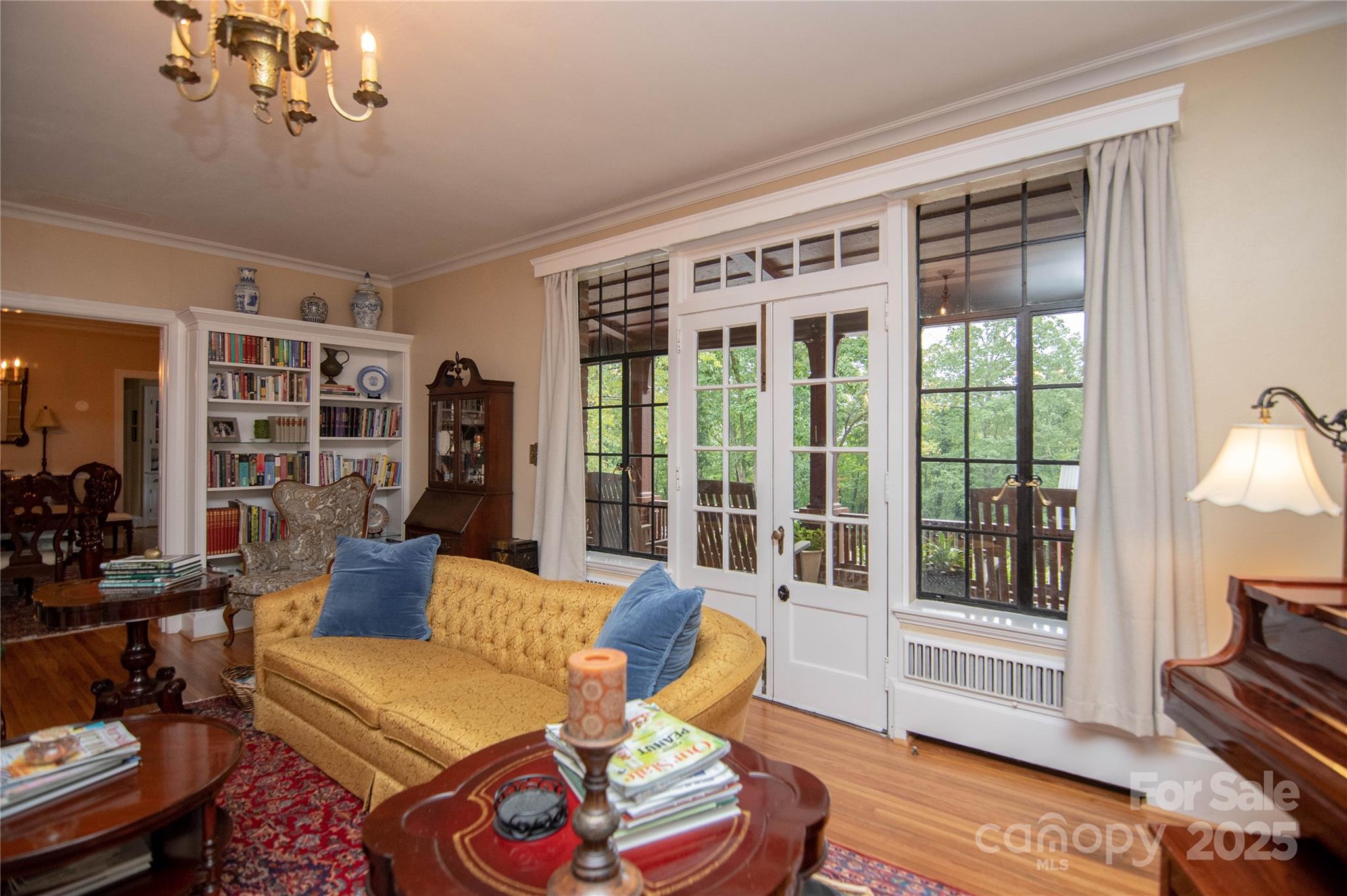 1220 N Piedmont Avenue — Kings Mountain