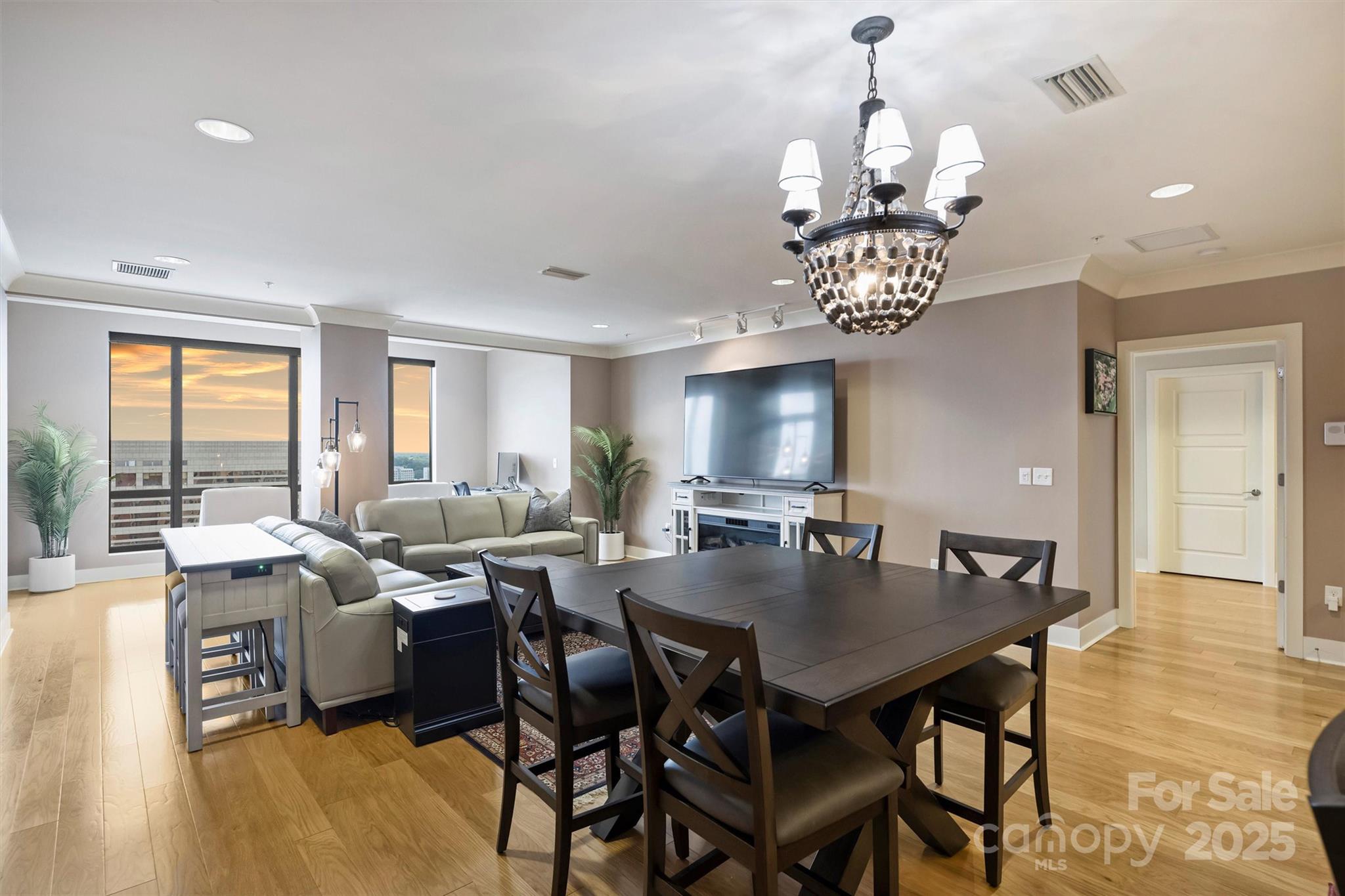 222 S Caldwell Street #1812 — Charlotte