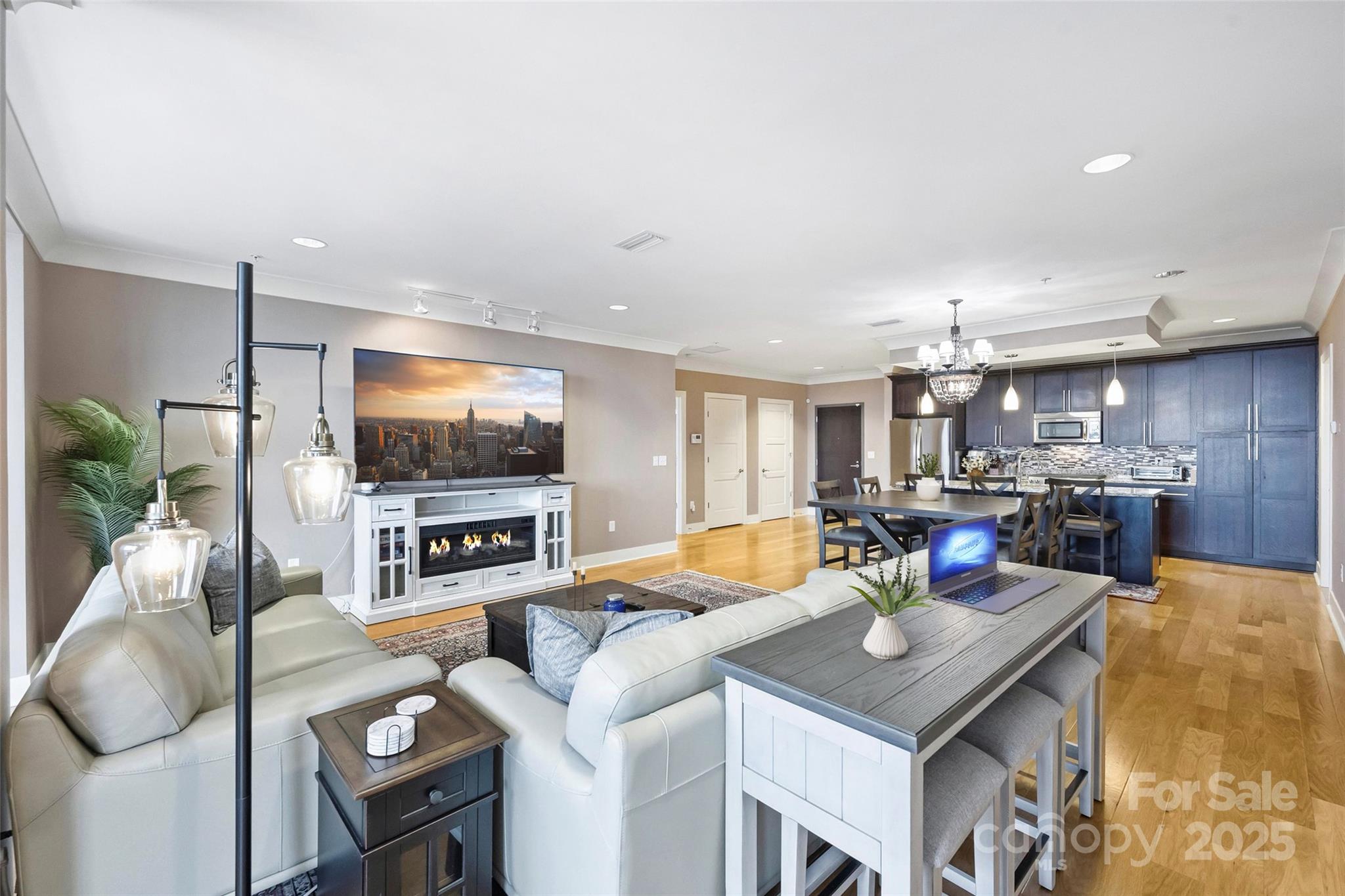 222 S Caldwell Street #1812 — Charlotte