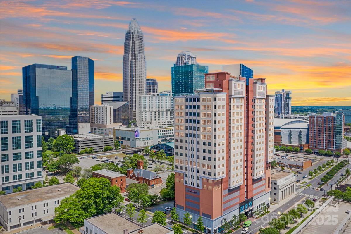 222 S Caldwell Street #1812 — Charlotte