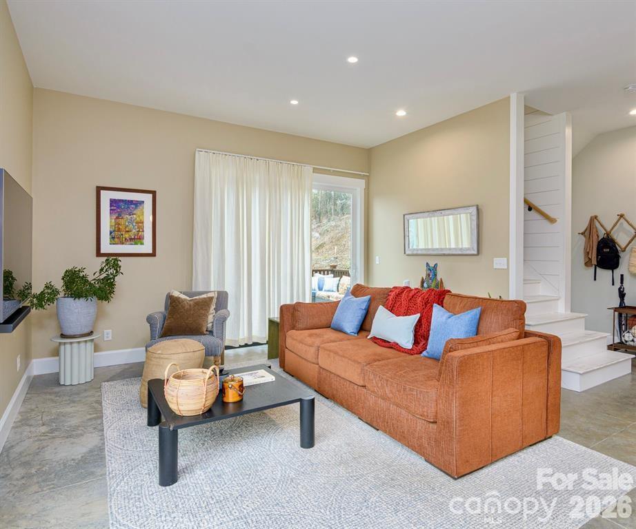 195 Jordan Street — Hendersonville