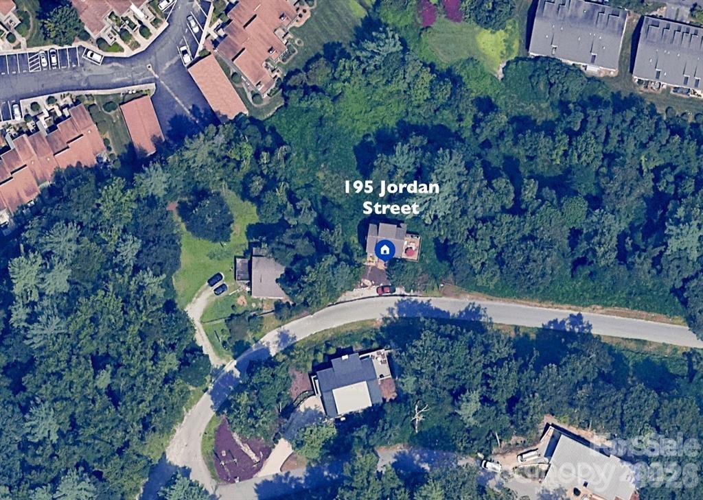 195 Jordan Street — Hendersonville