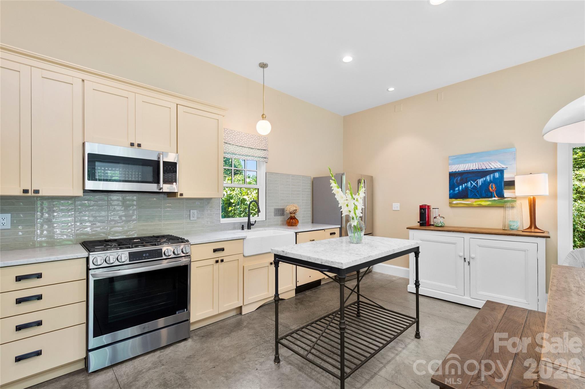 195 Jordan Street — Hendersonville