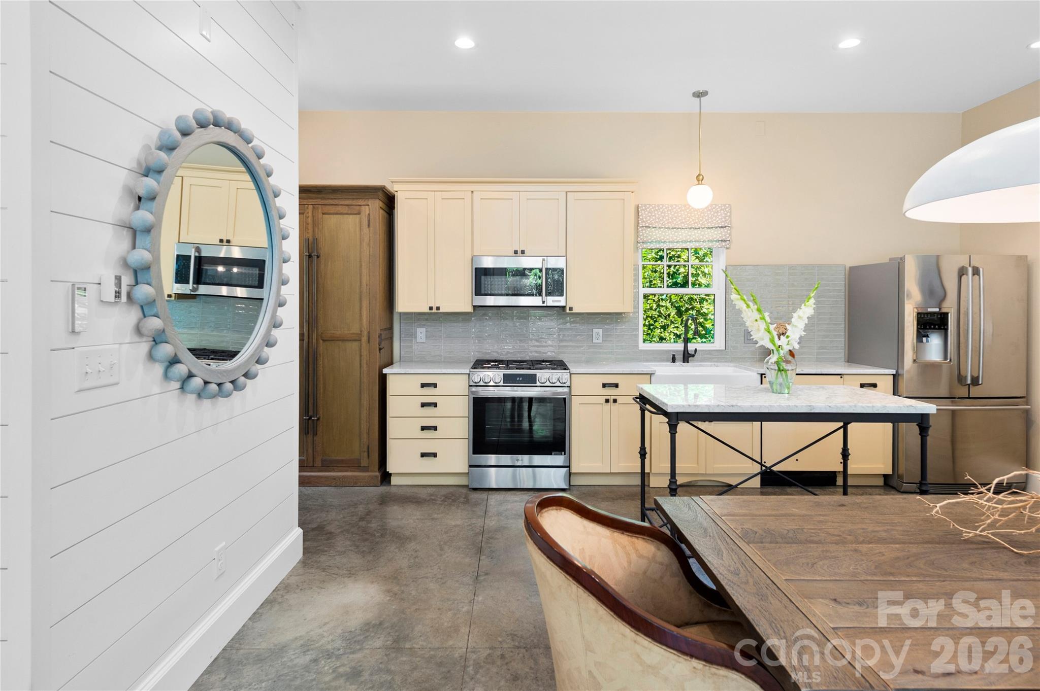 195 Jordan Street — Hendersonville