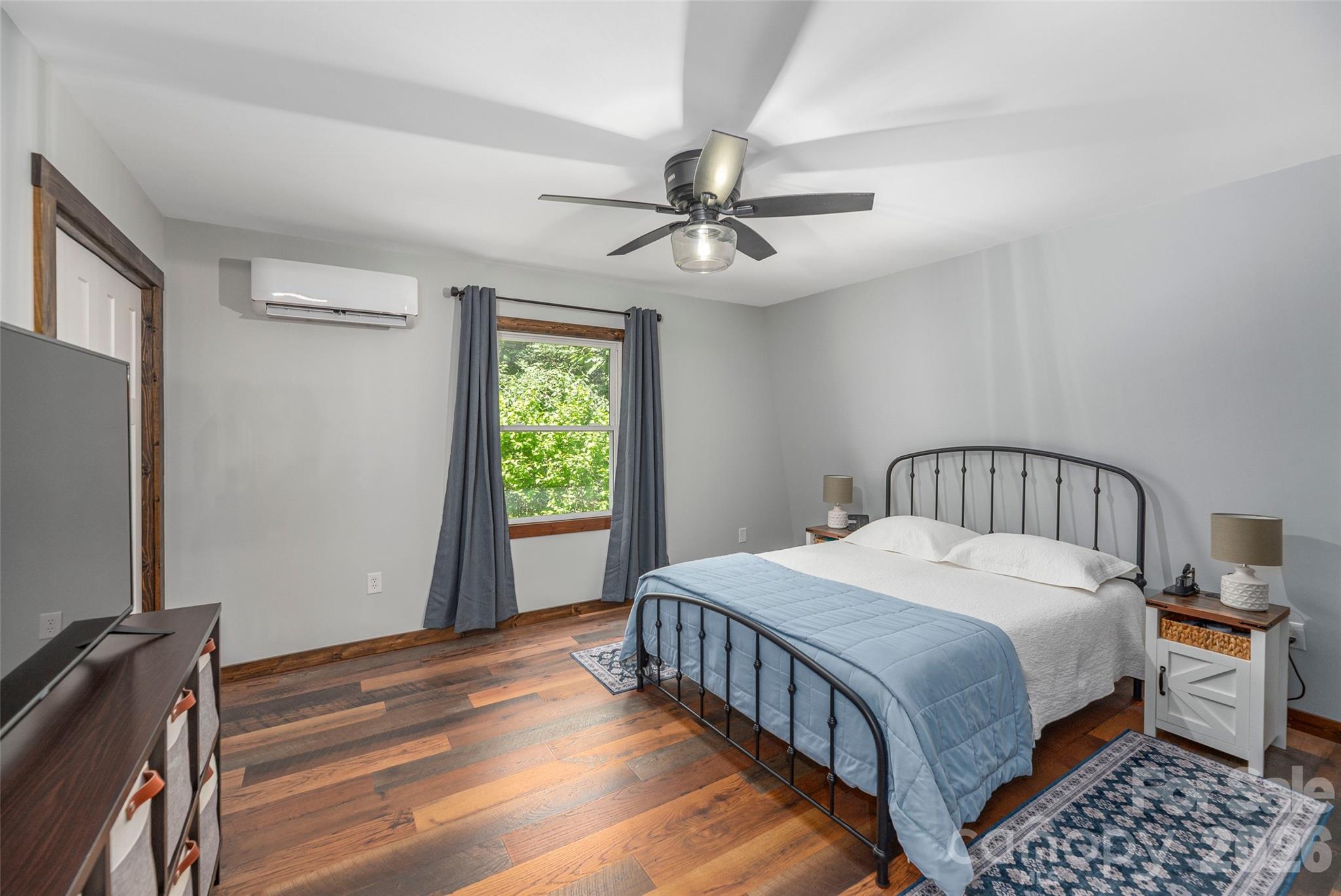 477 Locust Drive — Maggie Valley