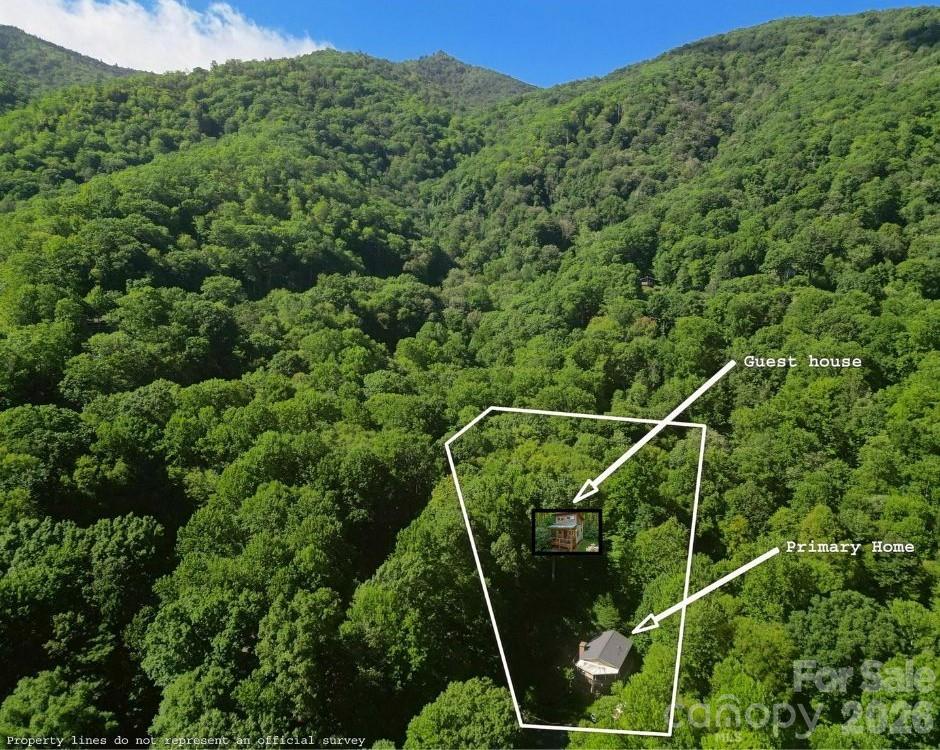 477 Locust Drive — Maggie Valley
