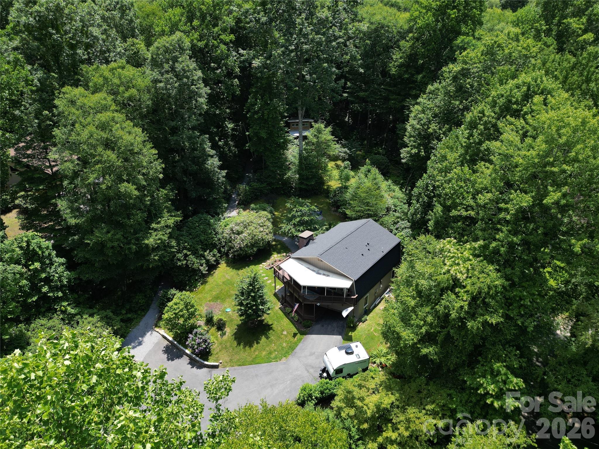 477 Locust Drive — Maggie Valley