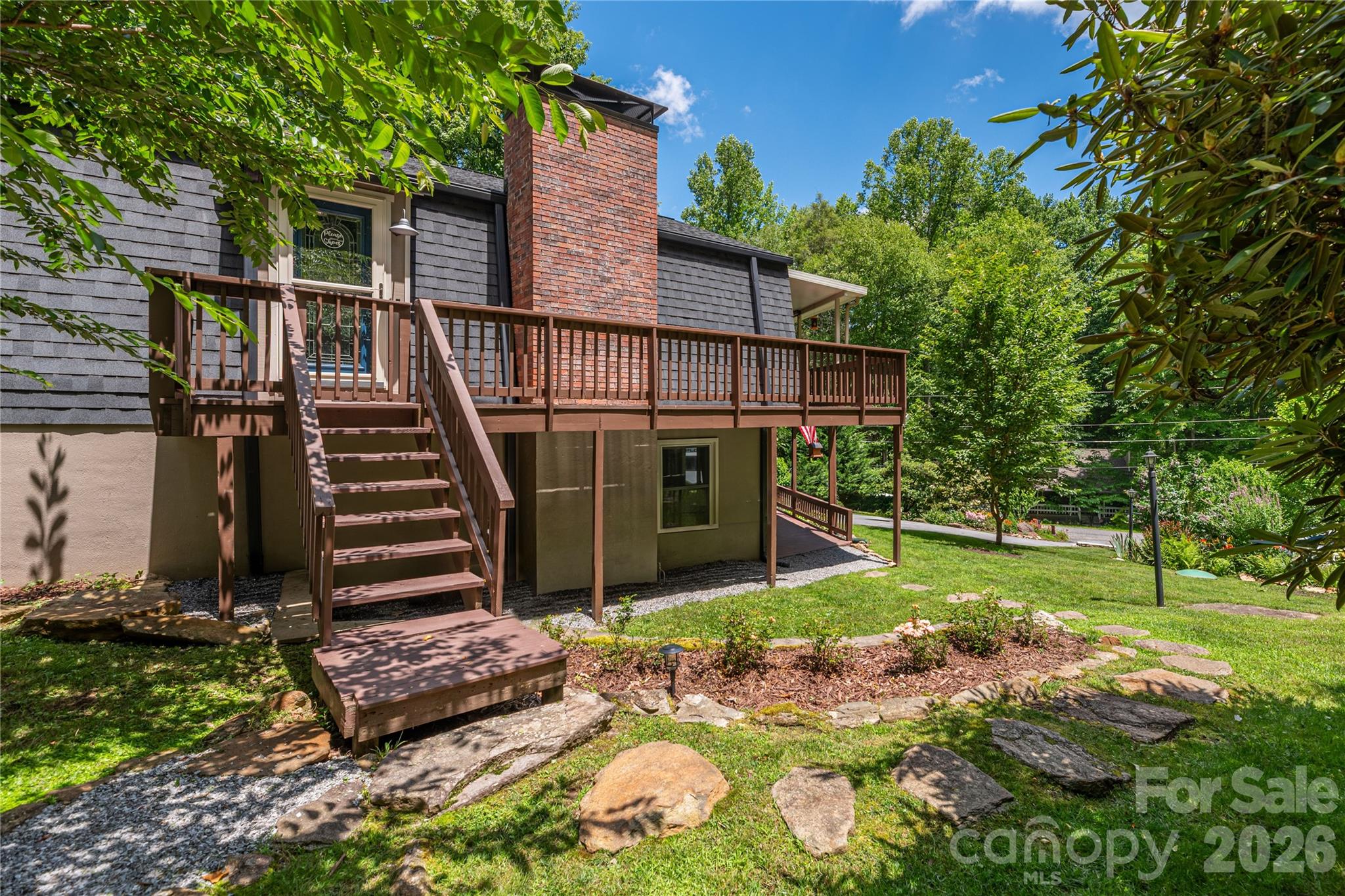 477 Locust Drive — Maggie Valley