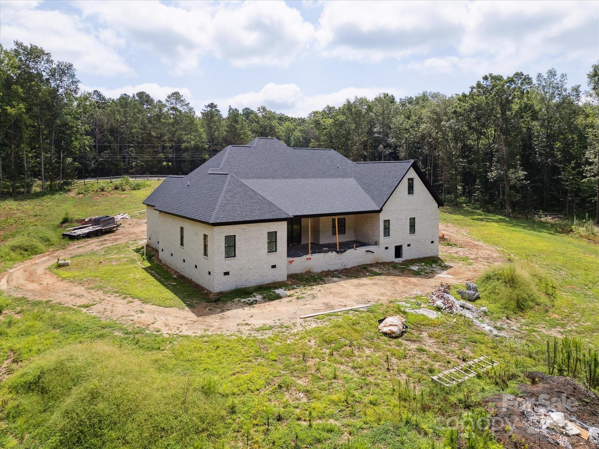 8018 Fairmont Drive — Waxhaw