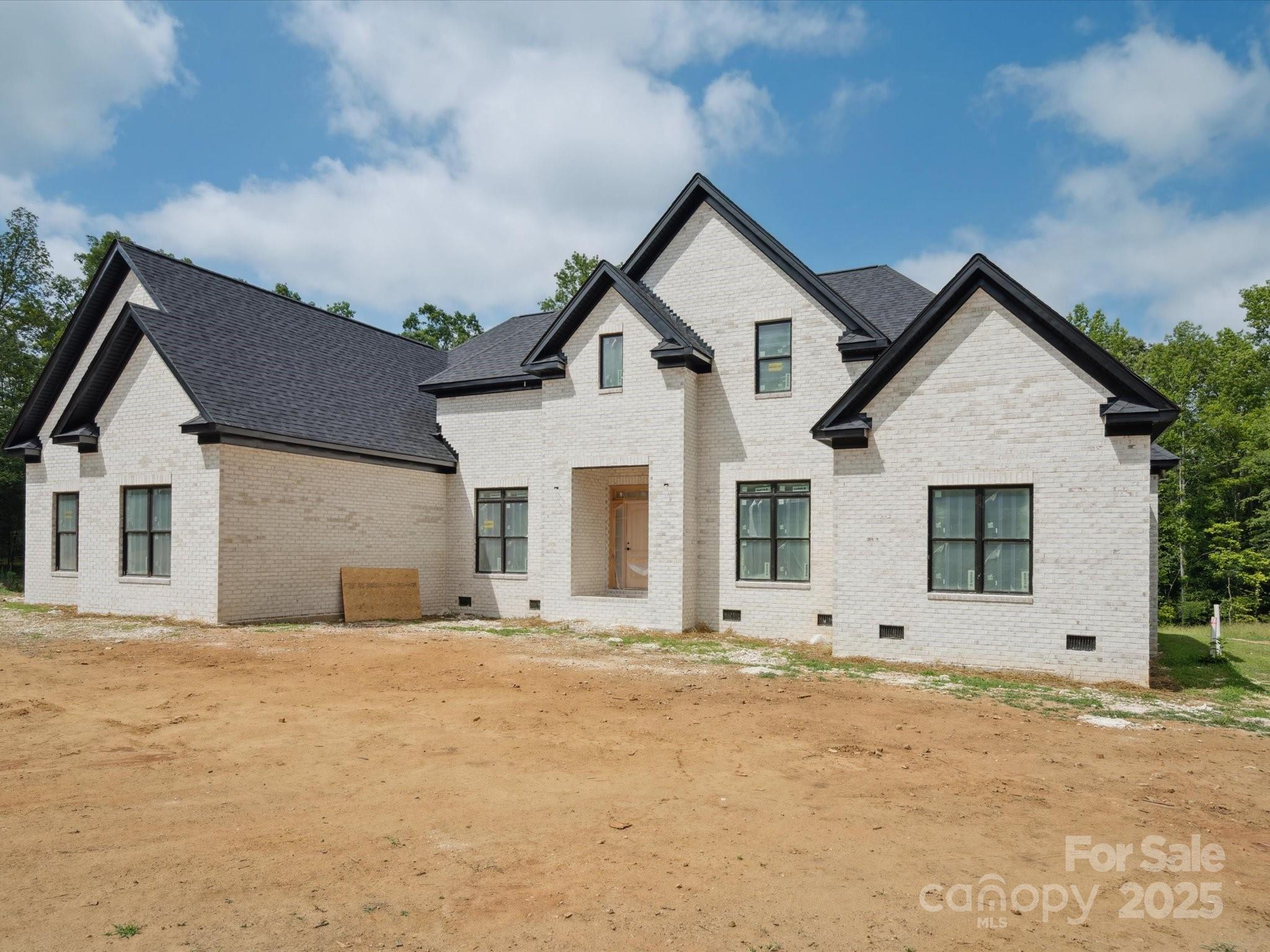 8018 Fairmont Drive — Waxhaw
