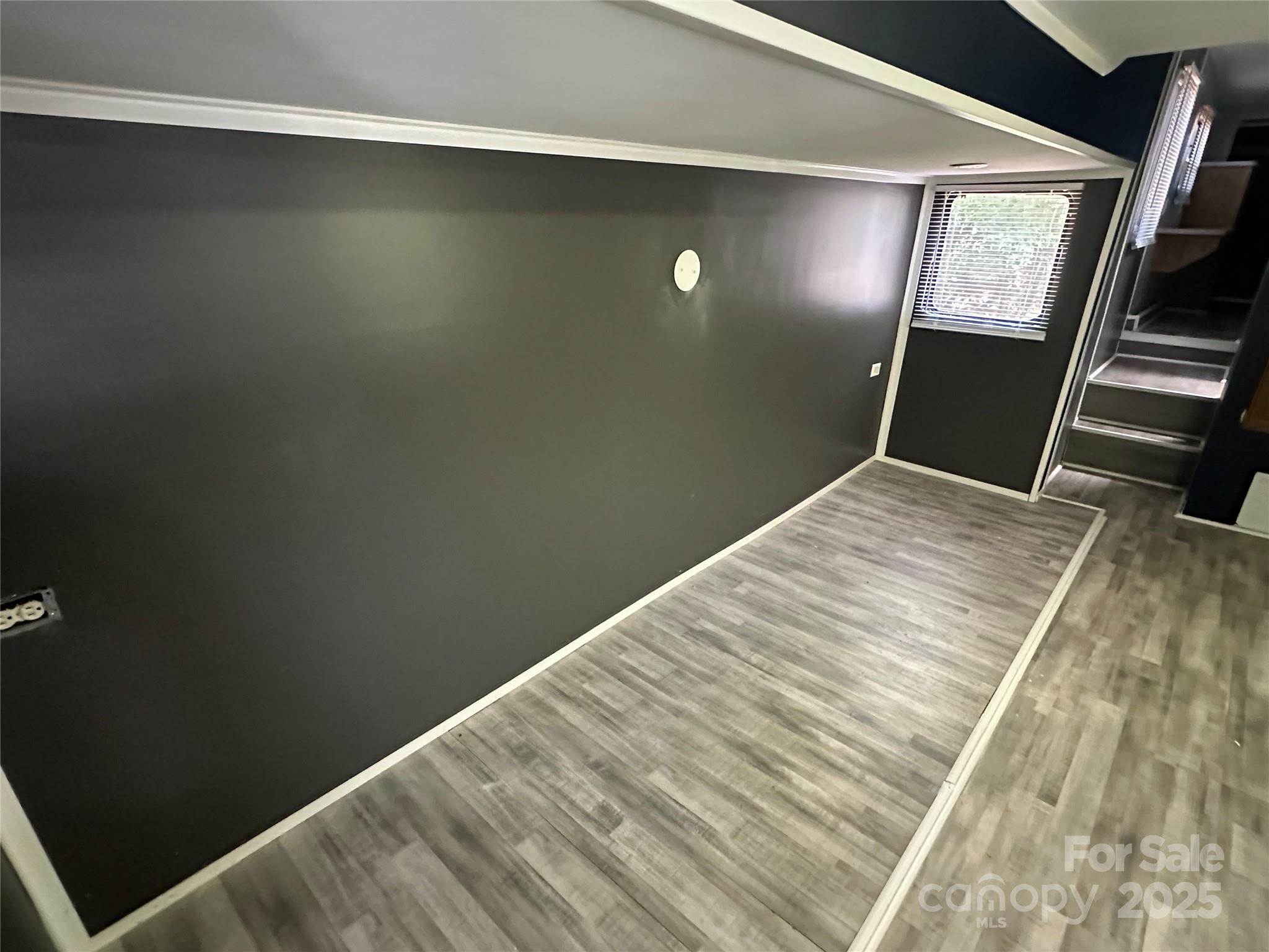 111 Deerfield Drive — New London