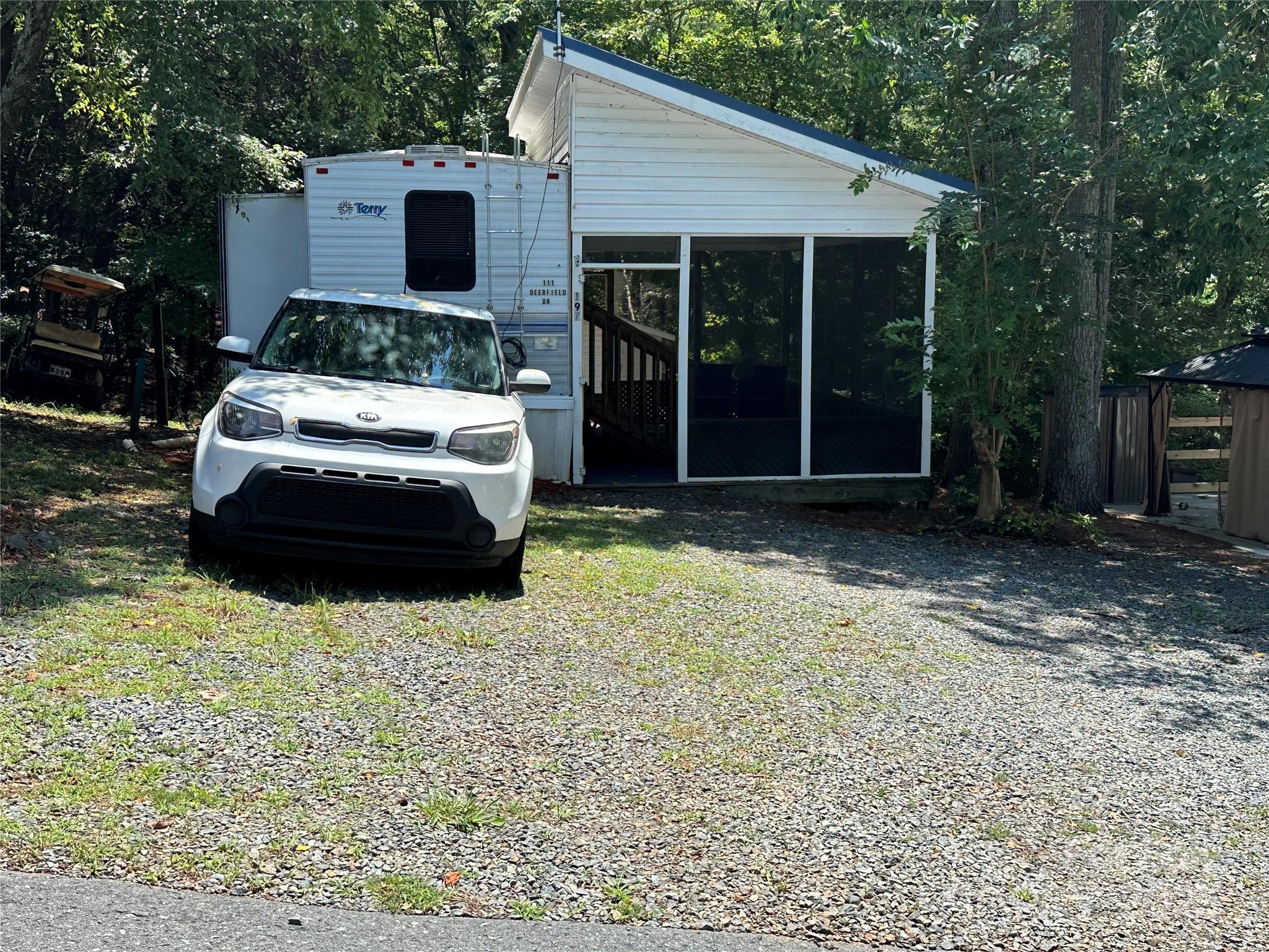 111 Deerfield Drive — New London