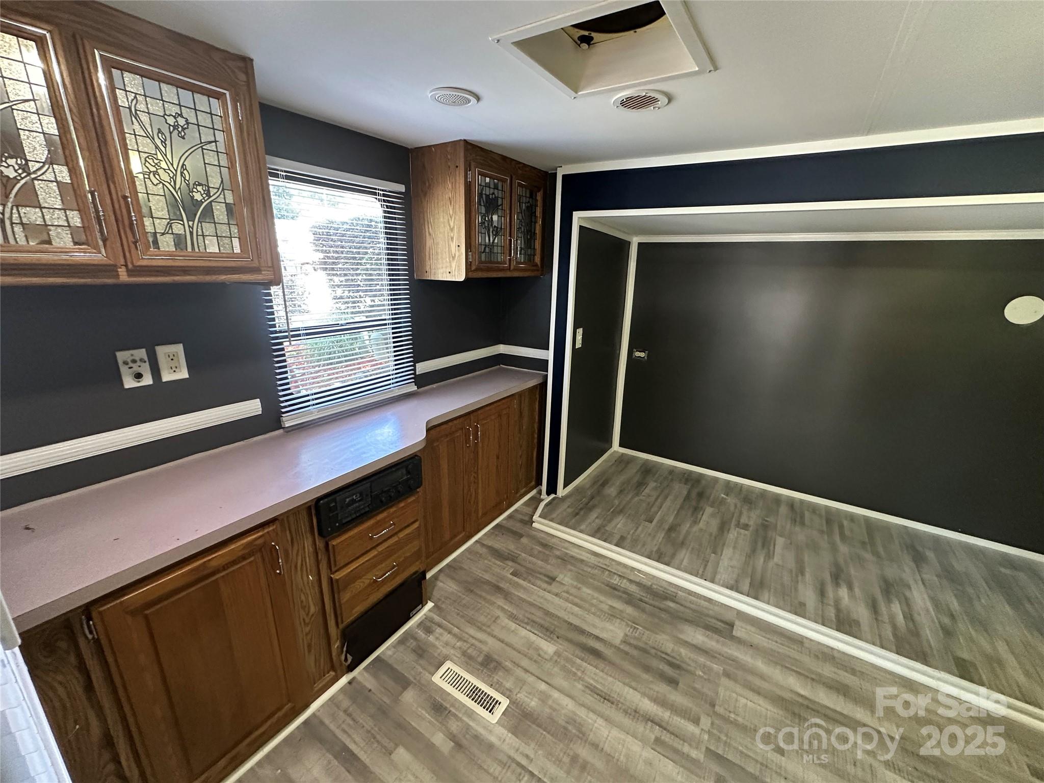 111 Deerfield Drive — New London