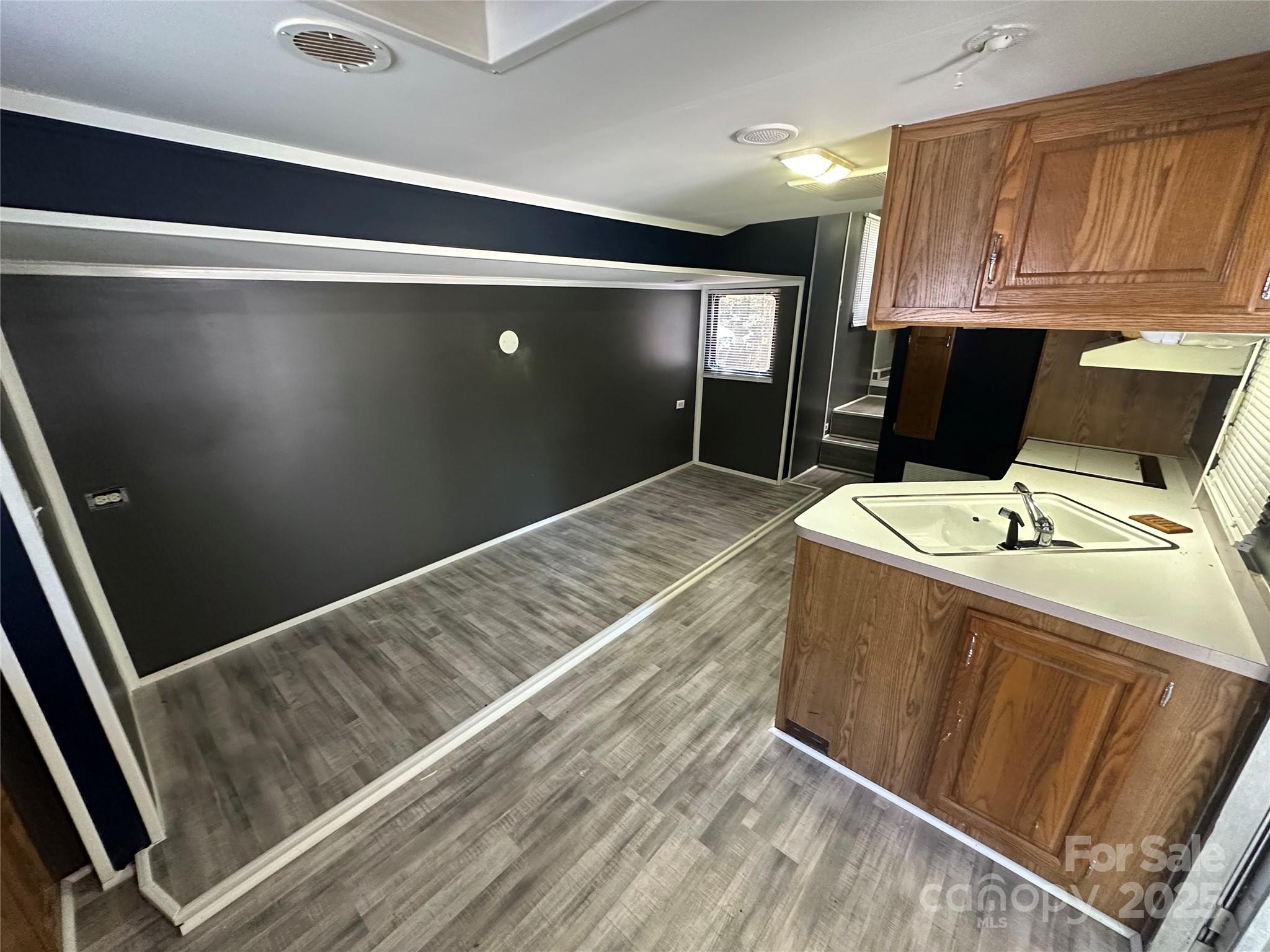 111 Deerfield Drive — New London