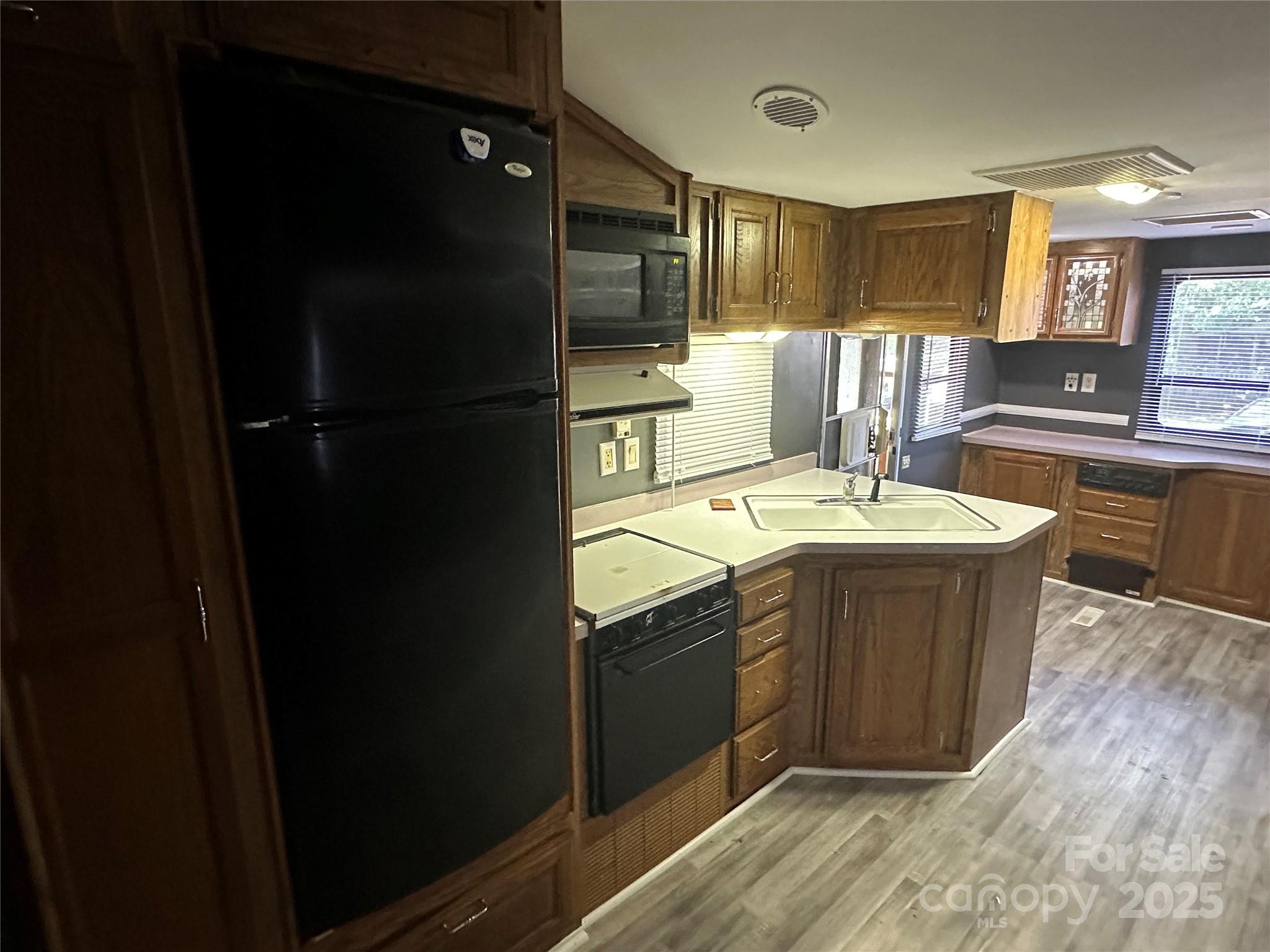 111 Deerfield Drive — New London