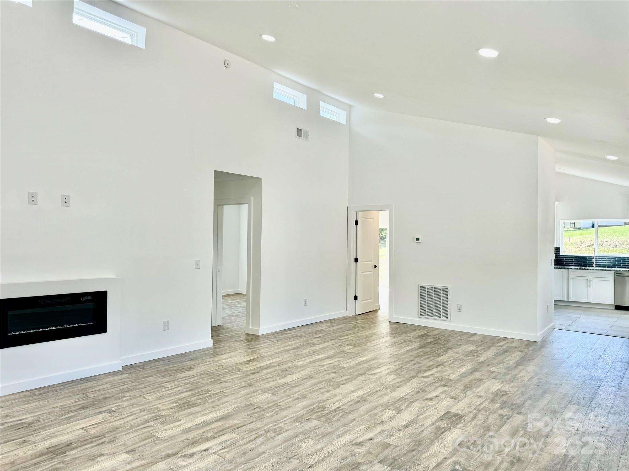900 Linney Lane — Shelby