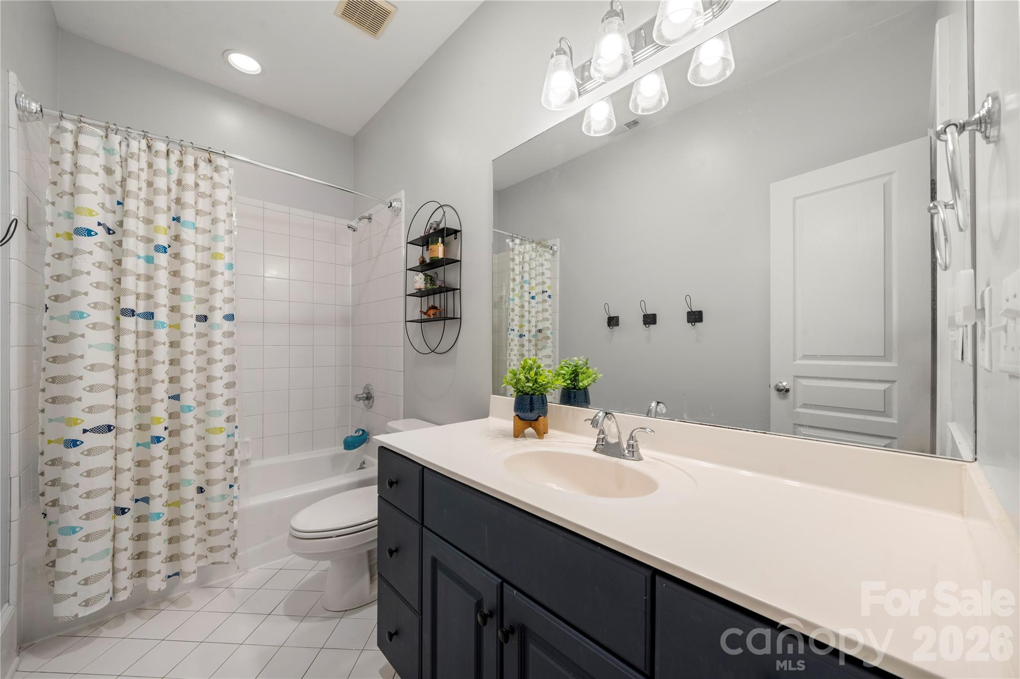 480 Robinson Road — Mooresville