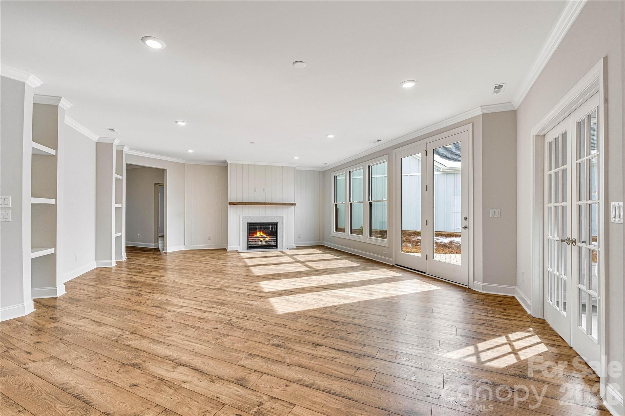 243 Alenda Lux Circle — Mooresville