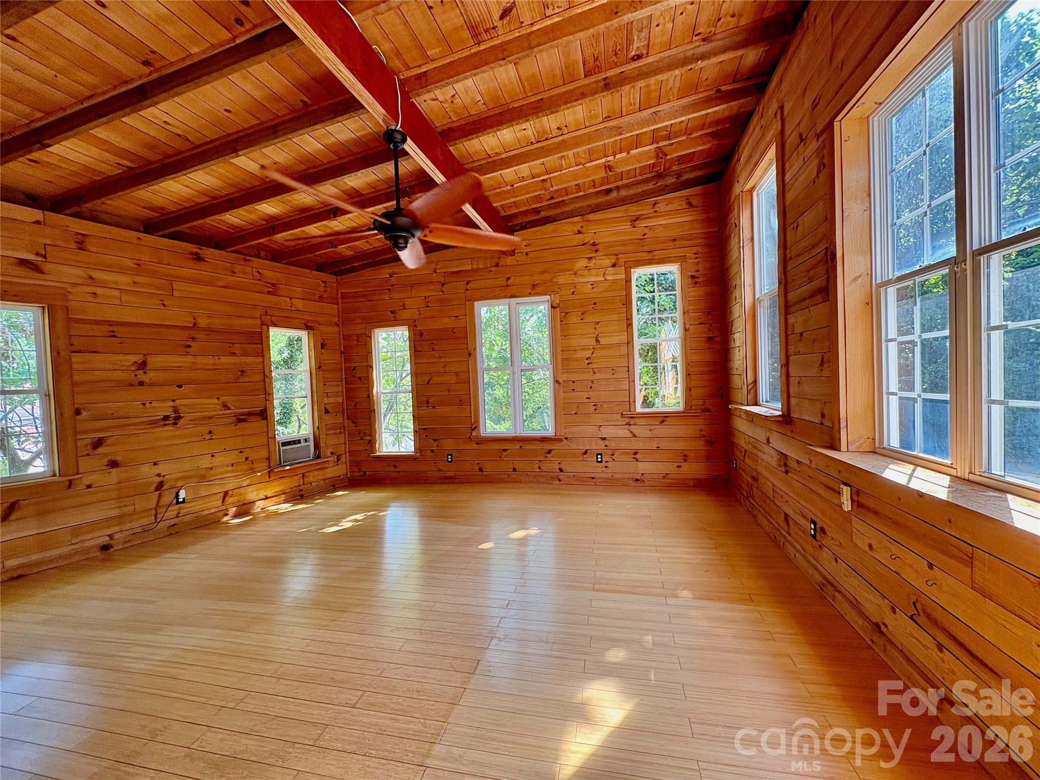 40 Brownwood Avenue — Asheville