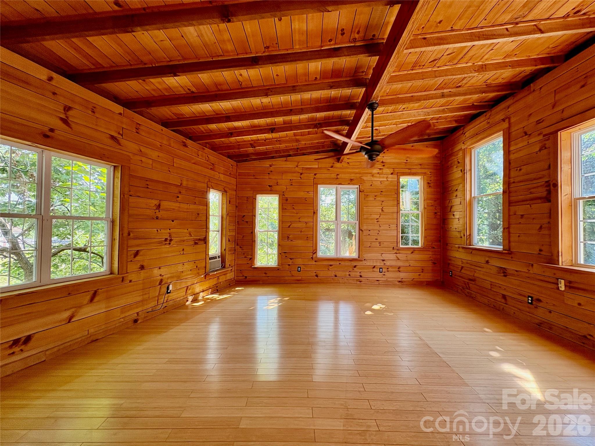 40 Brownwood Avenue — Asheville