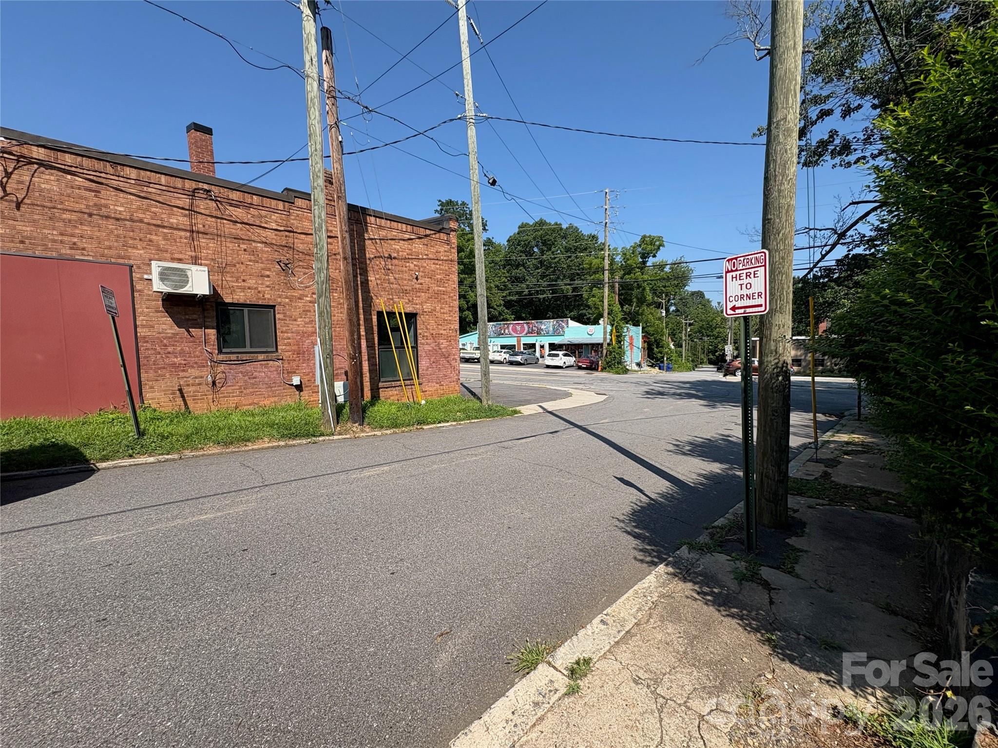 40 Brownwood Avenue — Asheville