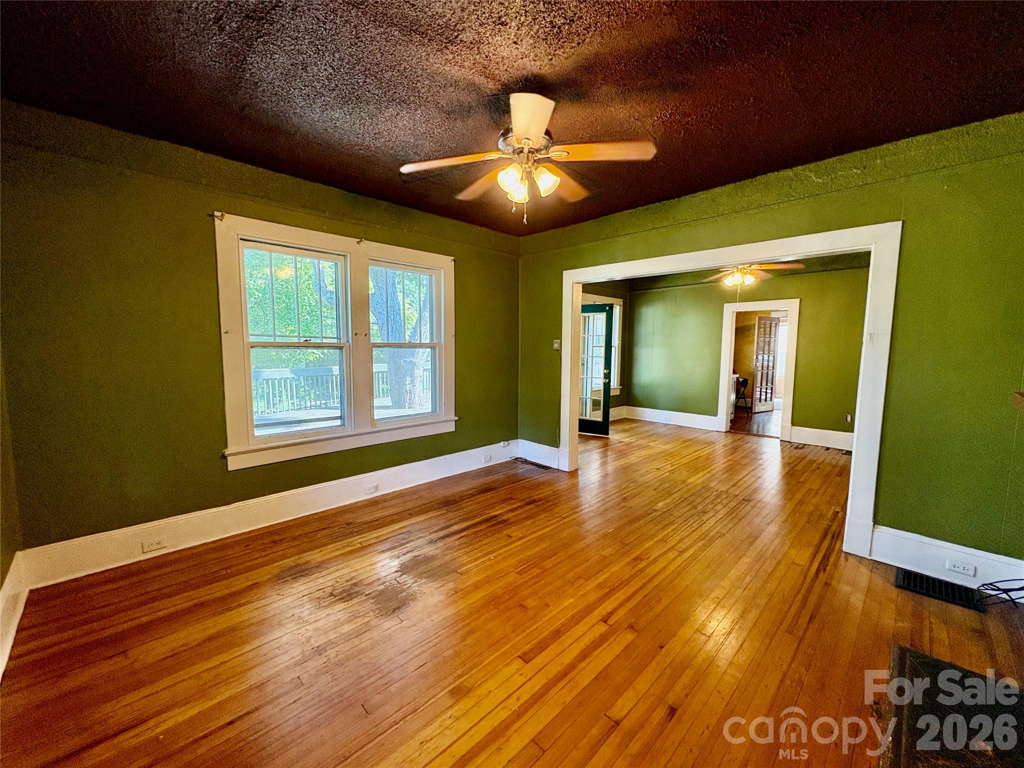 40 Brownwood Avenue — Asheville
