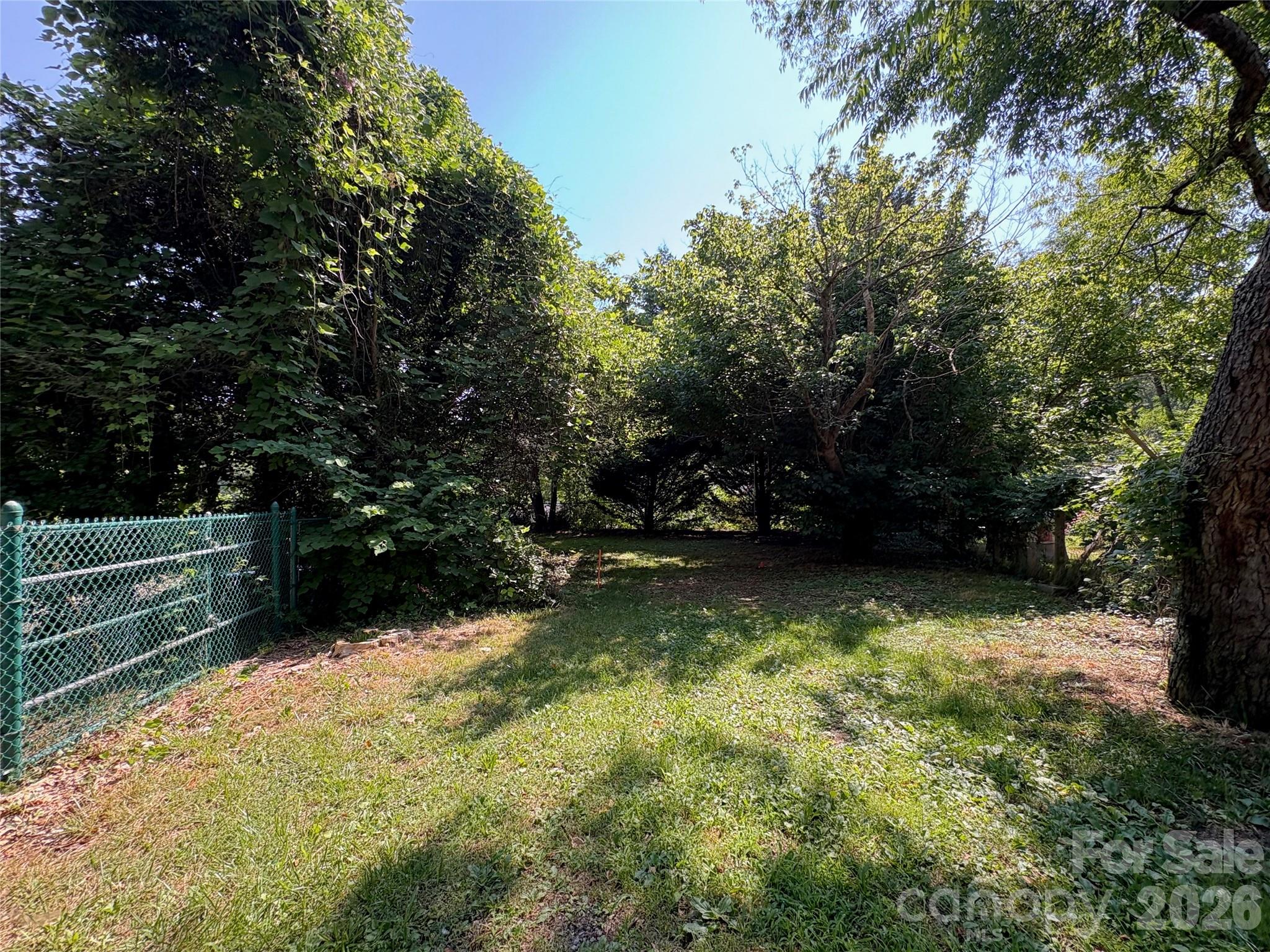 40 Brownwood Avenue — Asheville