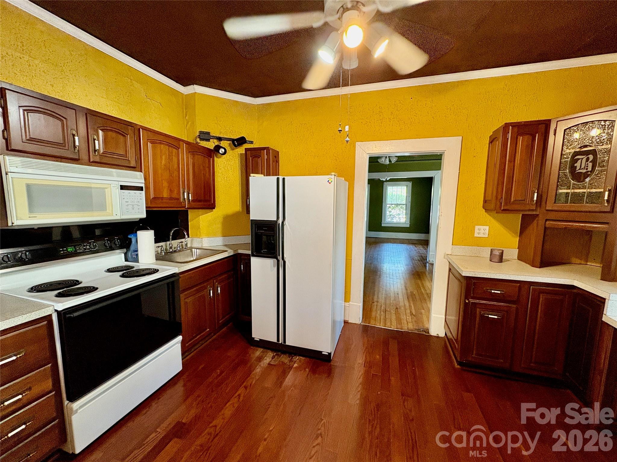 40 Brownwood Avenue — Asheville